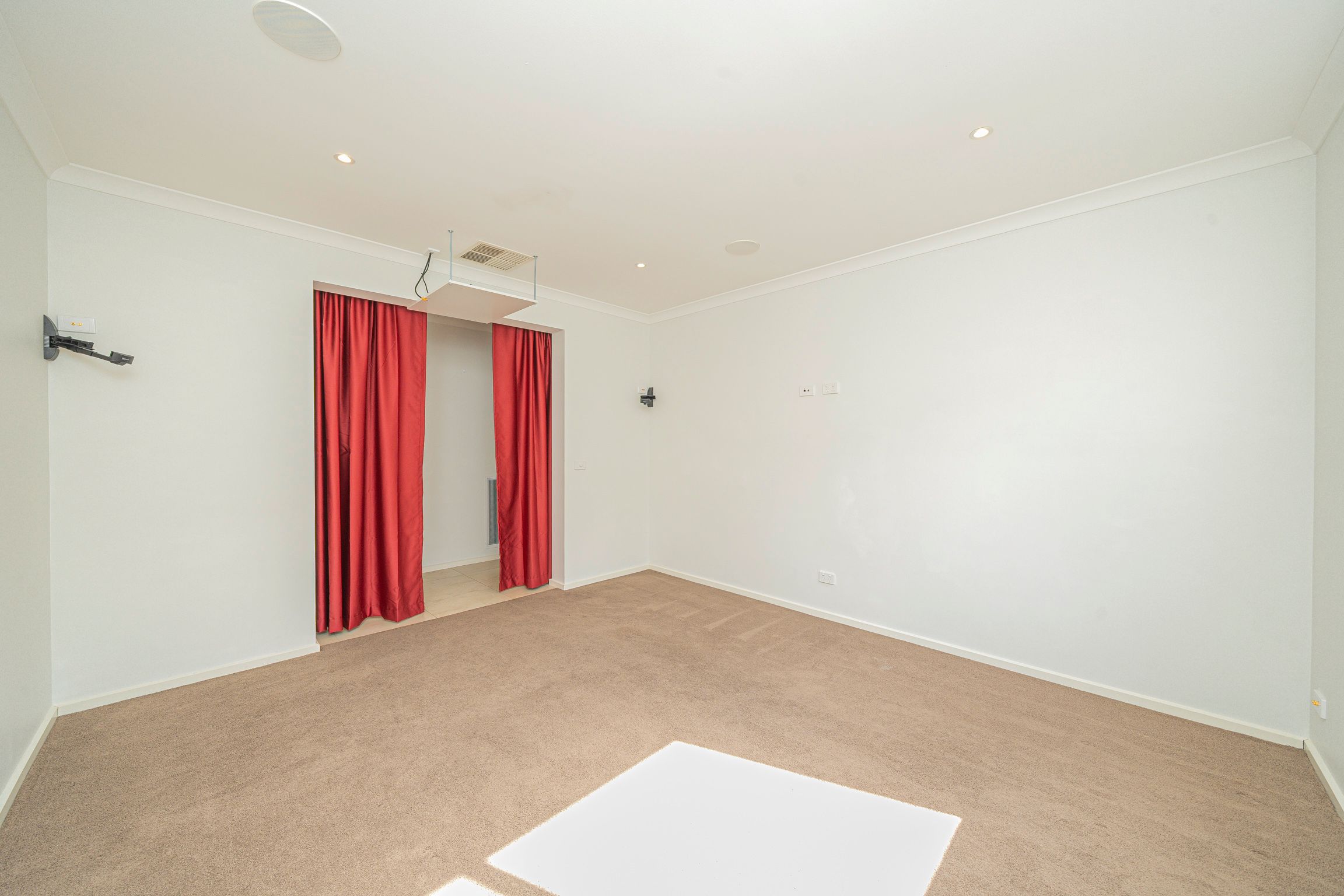 42 Glenrose Boulevard, Clyde North, VIC 3978