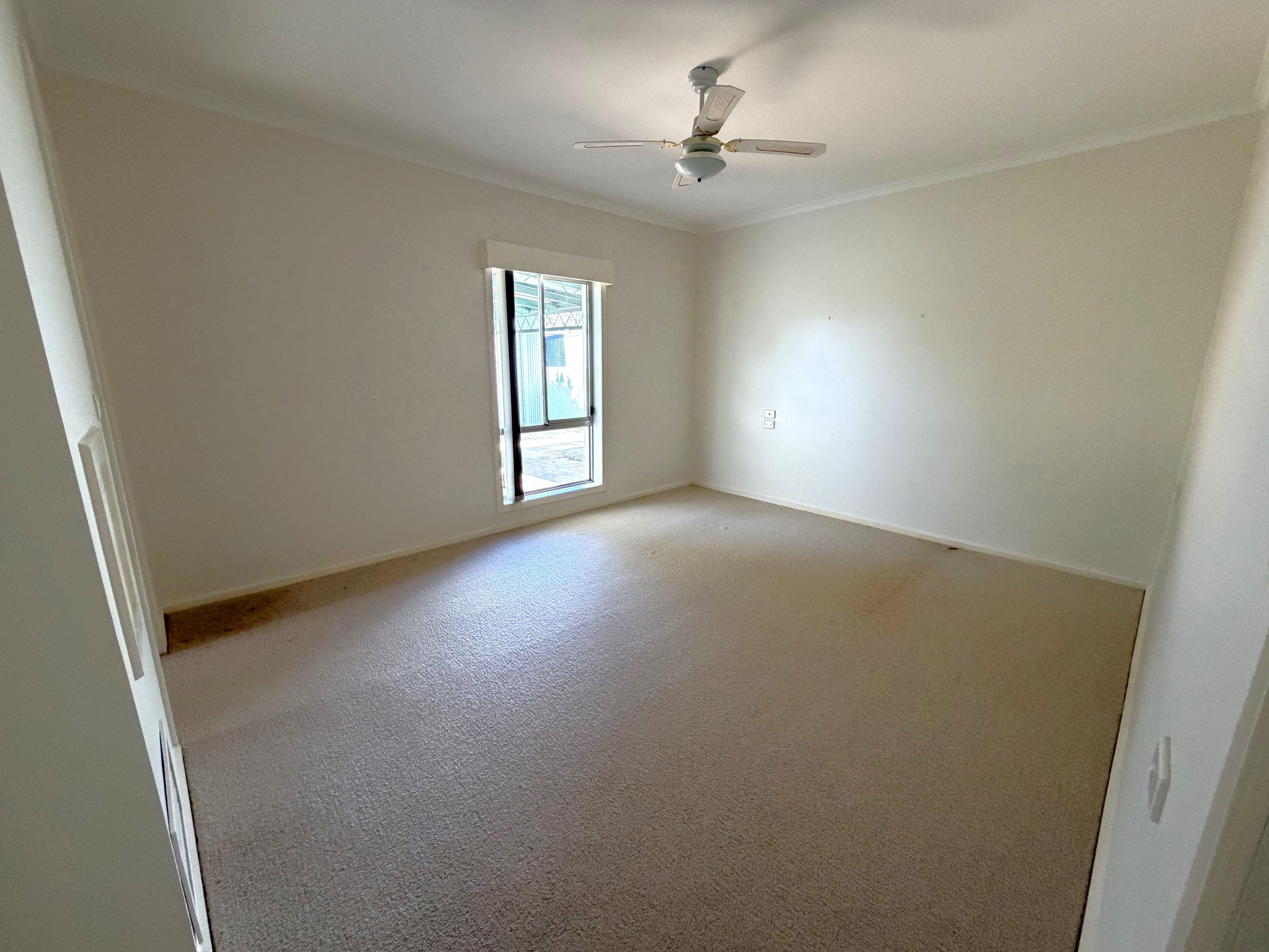 6 Stratton Court — photo 6 of 13