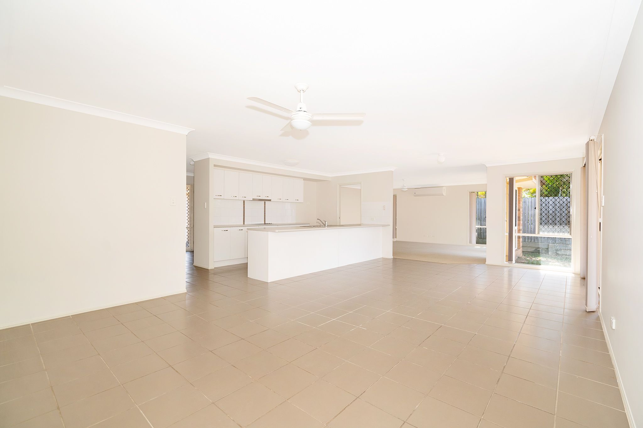 4 Hazelnut Close, Warner, QLD 4500