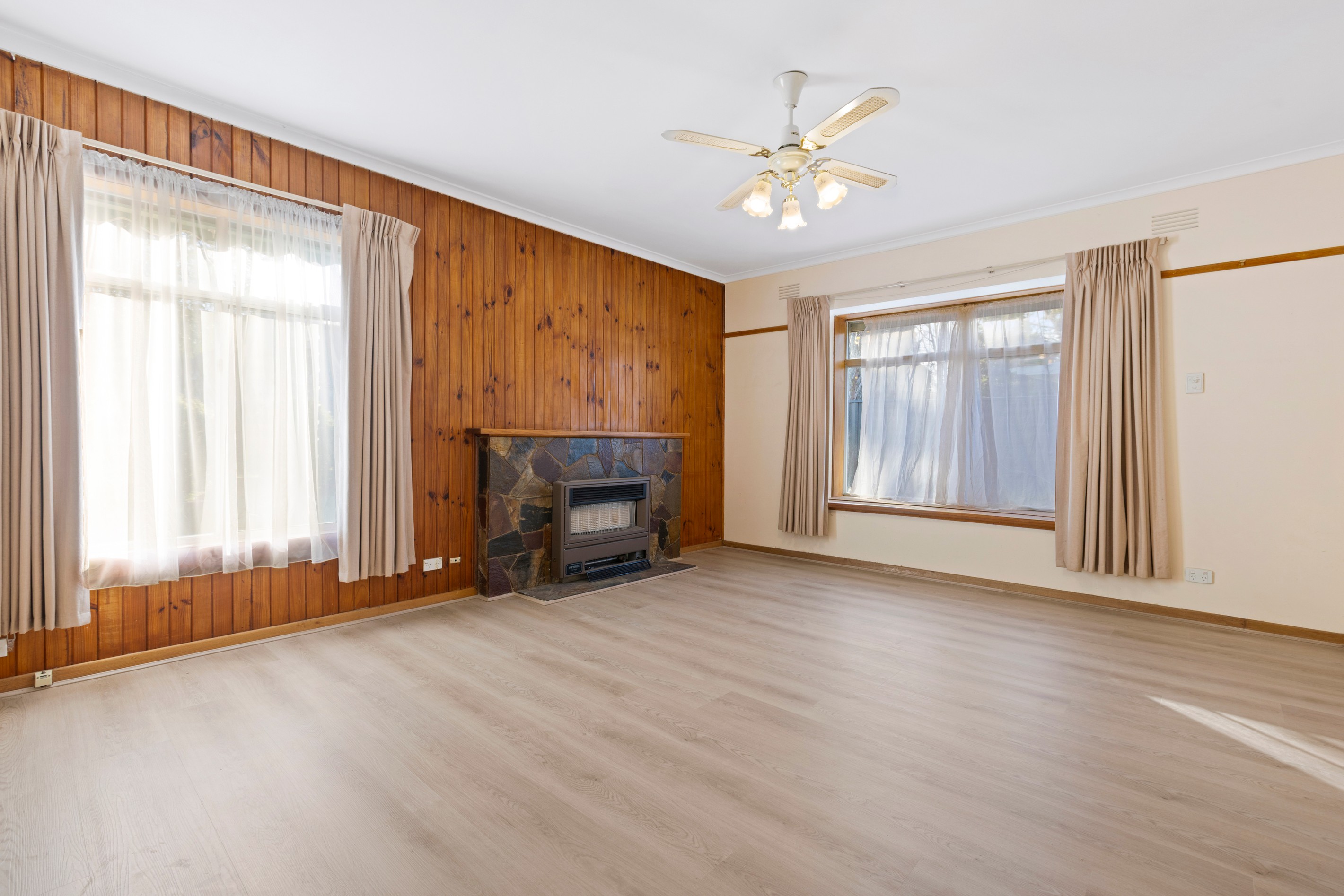 24 Pamela Street, Mount Waverley, VIC 3149