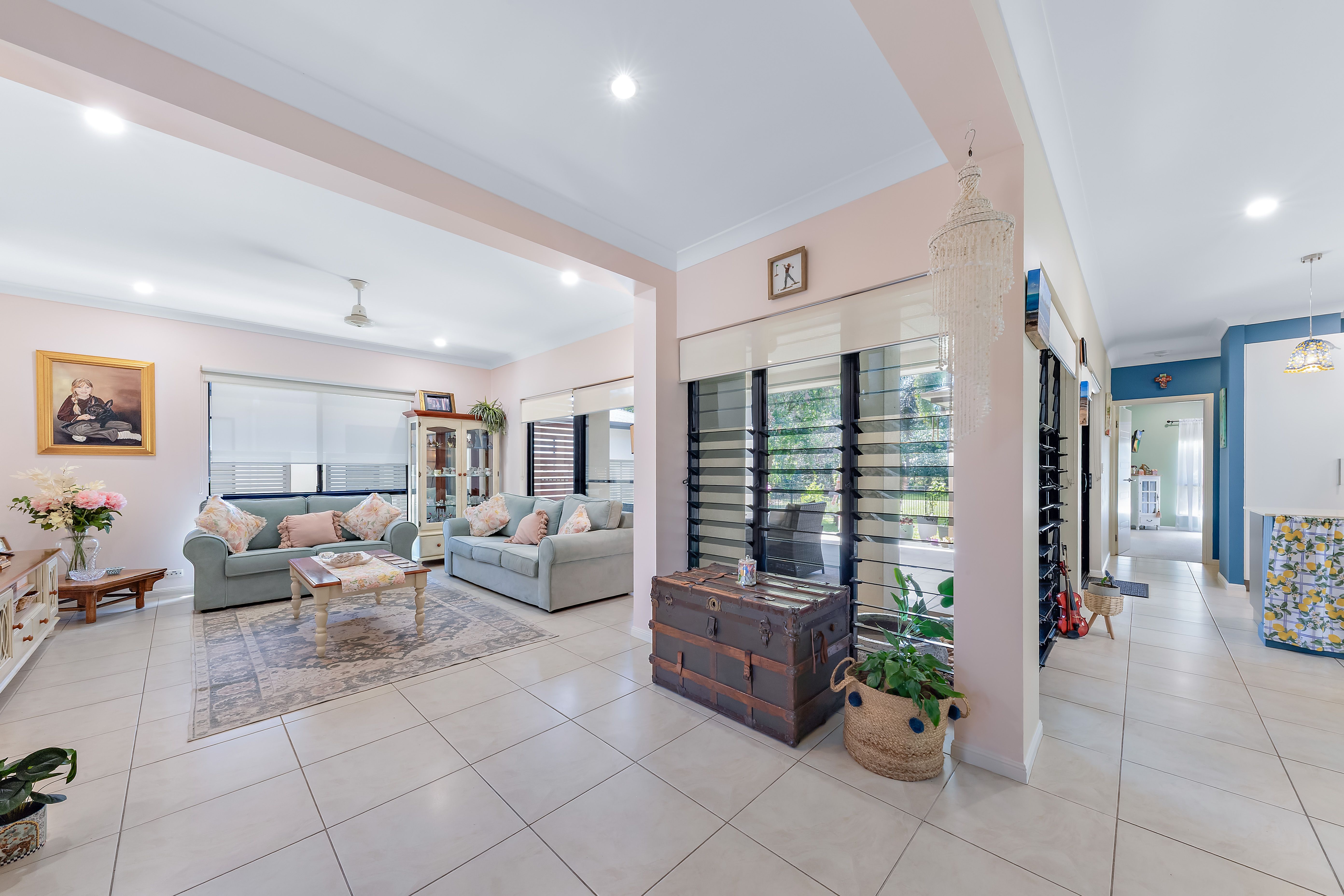 14 Waite Creek Court — photo 4 of 19