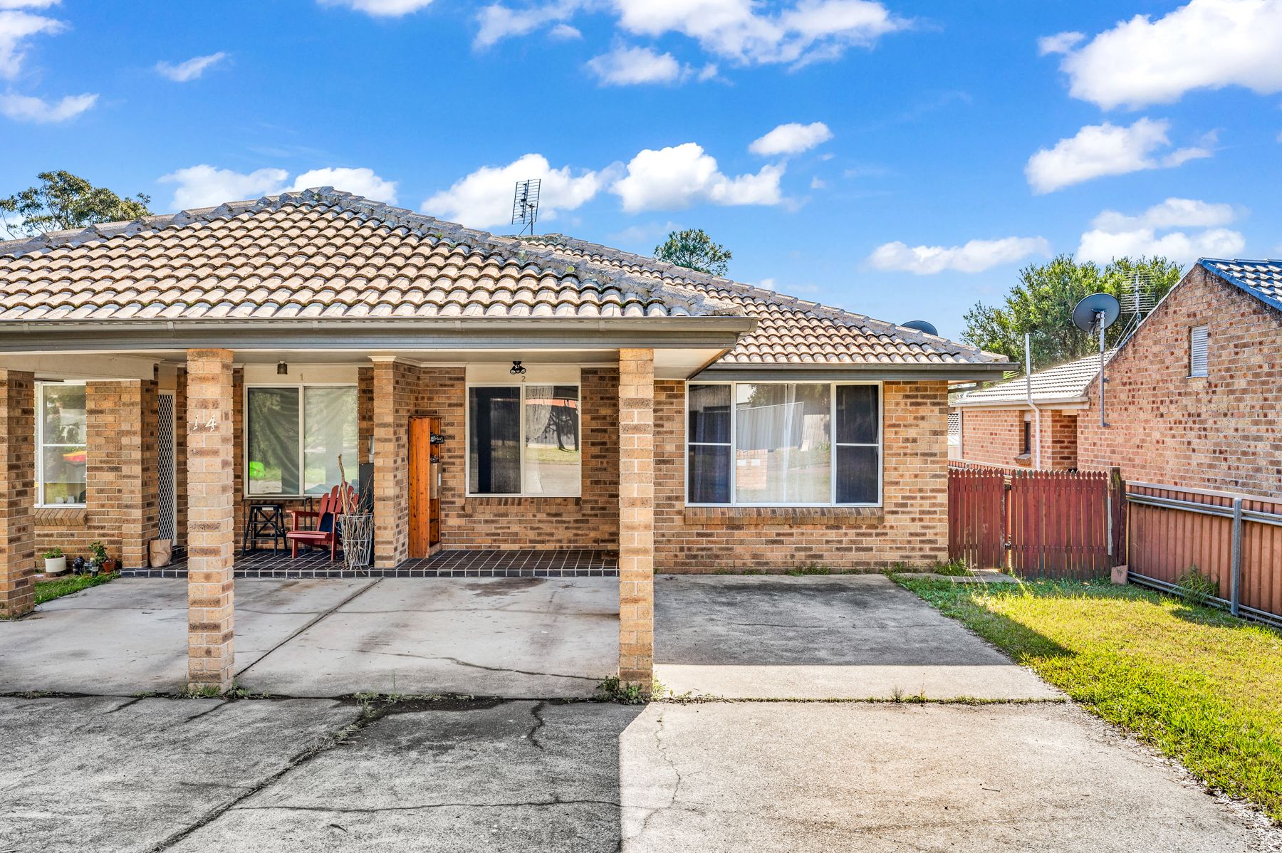 2/14 Lachlan Street, Raymond Terrace, NSW 2324