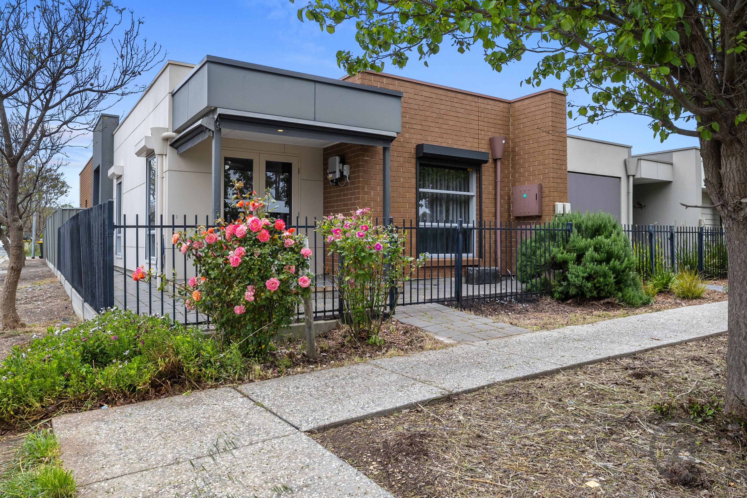 15 Shore Lane, Woodcroft, SA 5162