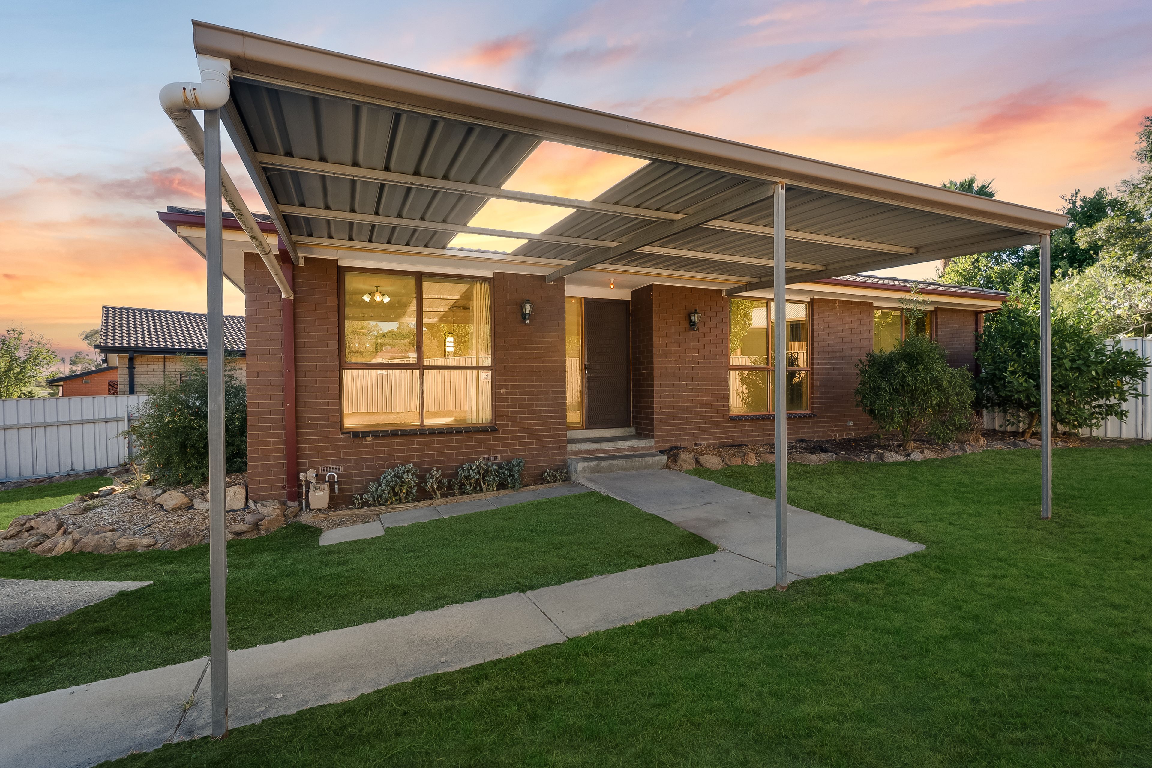 152 Baranbale Way — photo from Ray White Albury Central