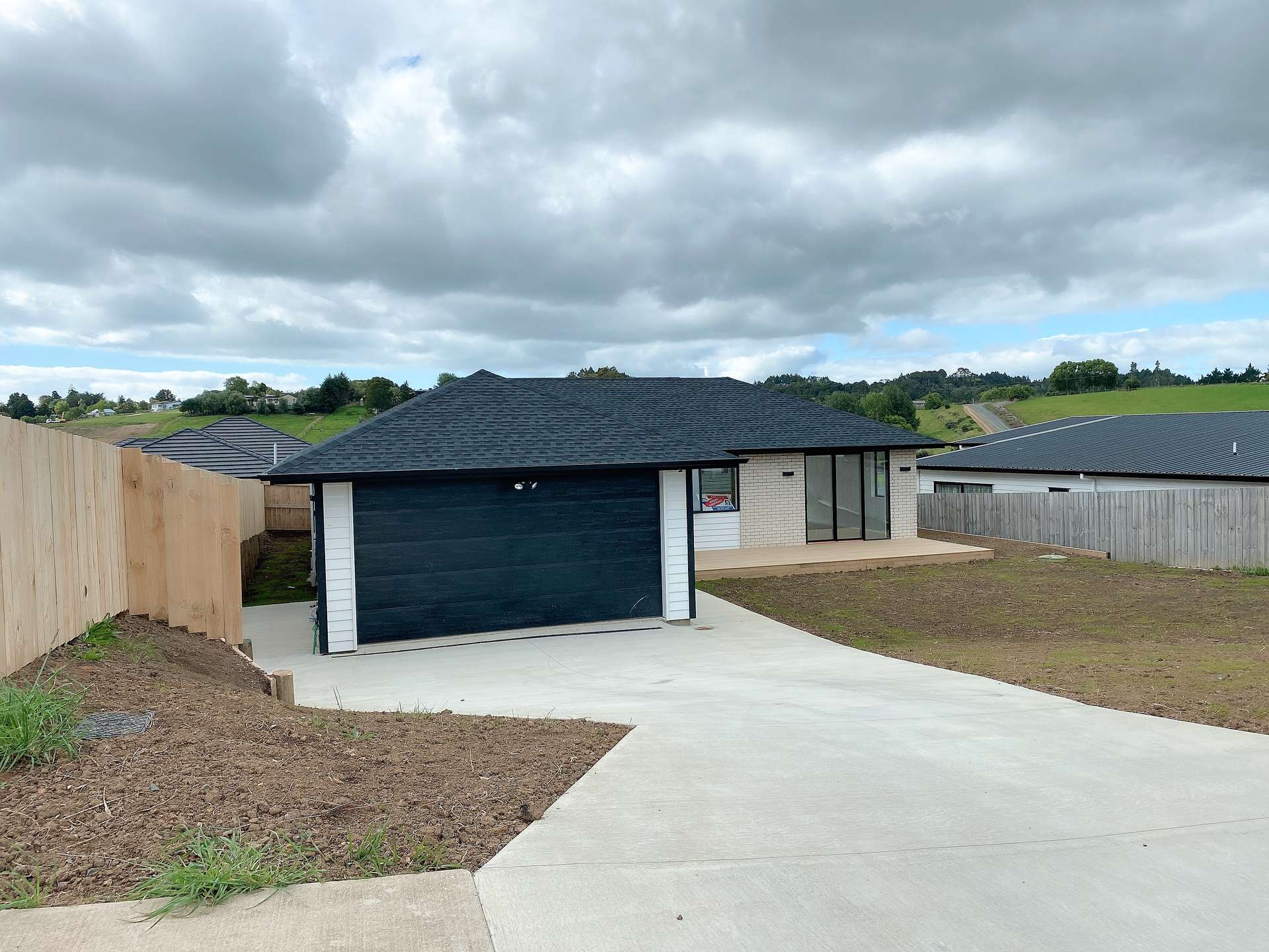 35 Jamish Drive photo 1