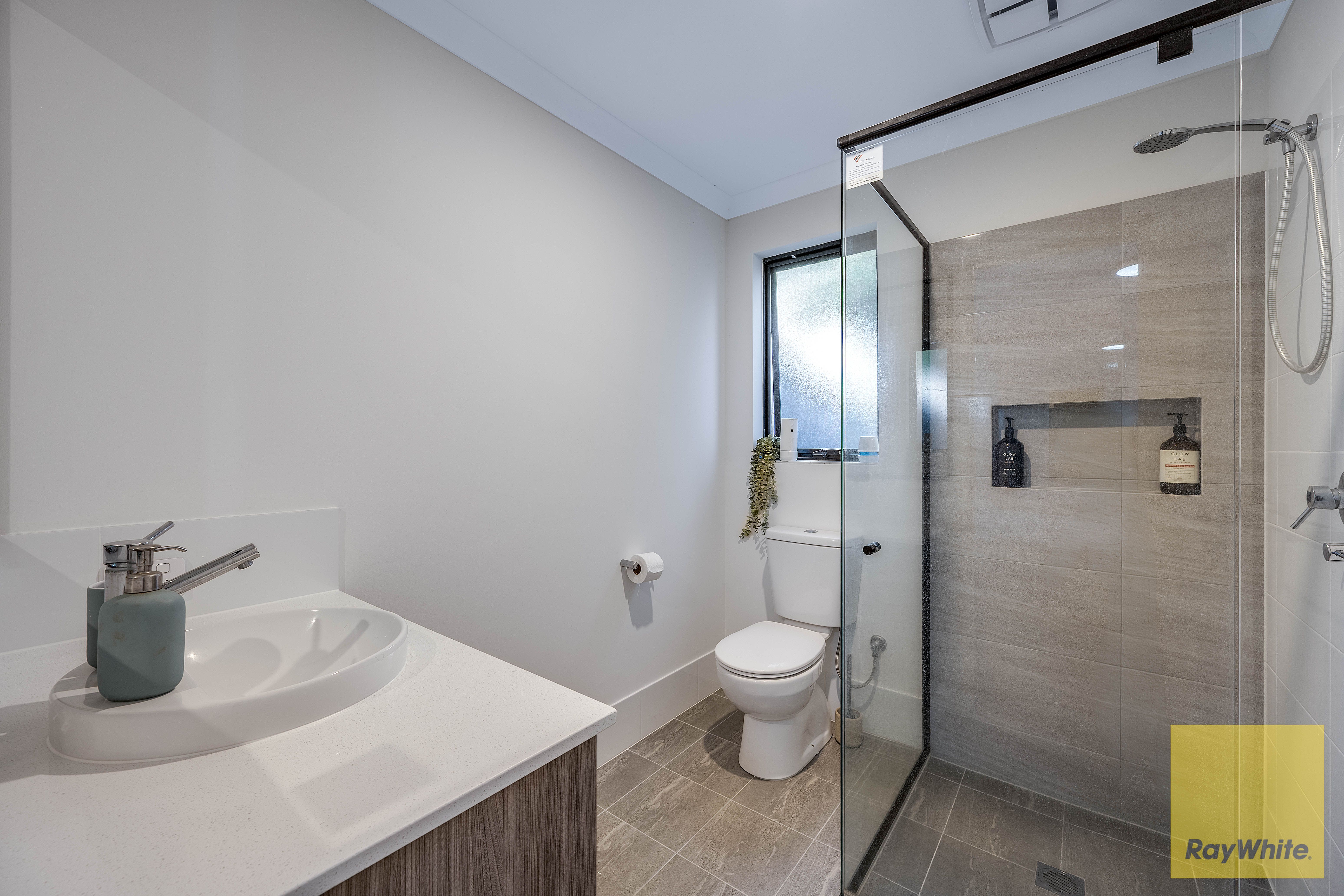 17C Nollamara Avenue — photo 9 of 15