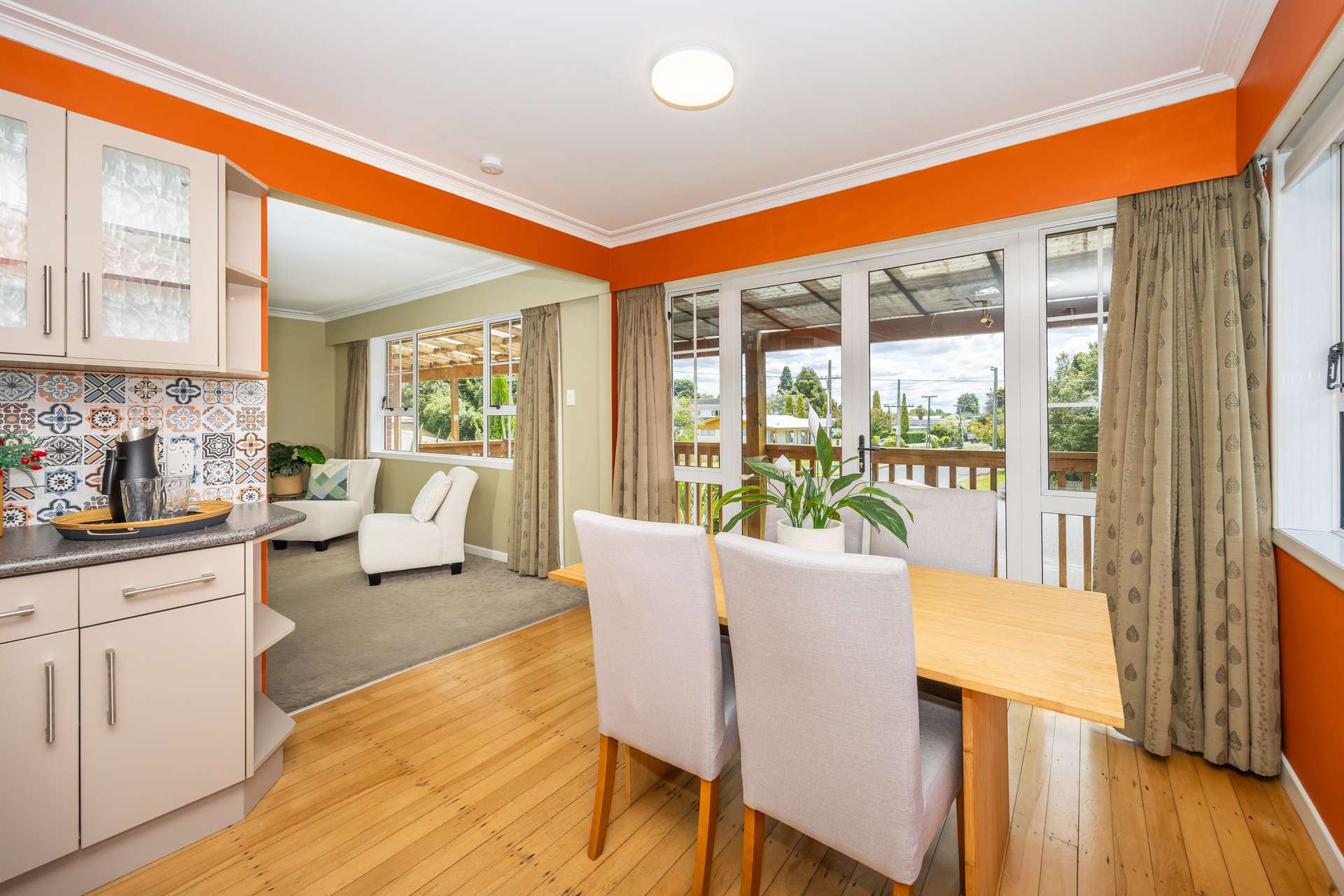 31 Mitcham Avenue photo 9