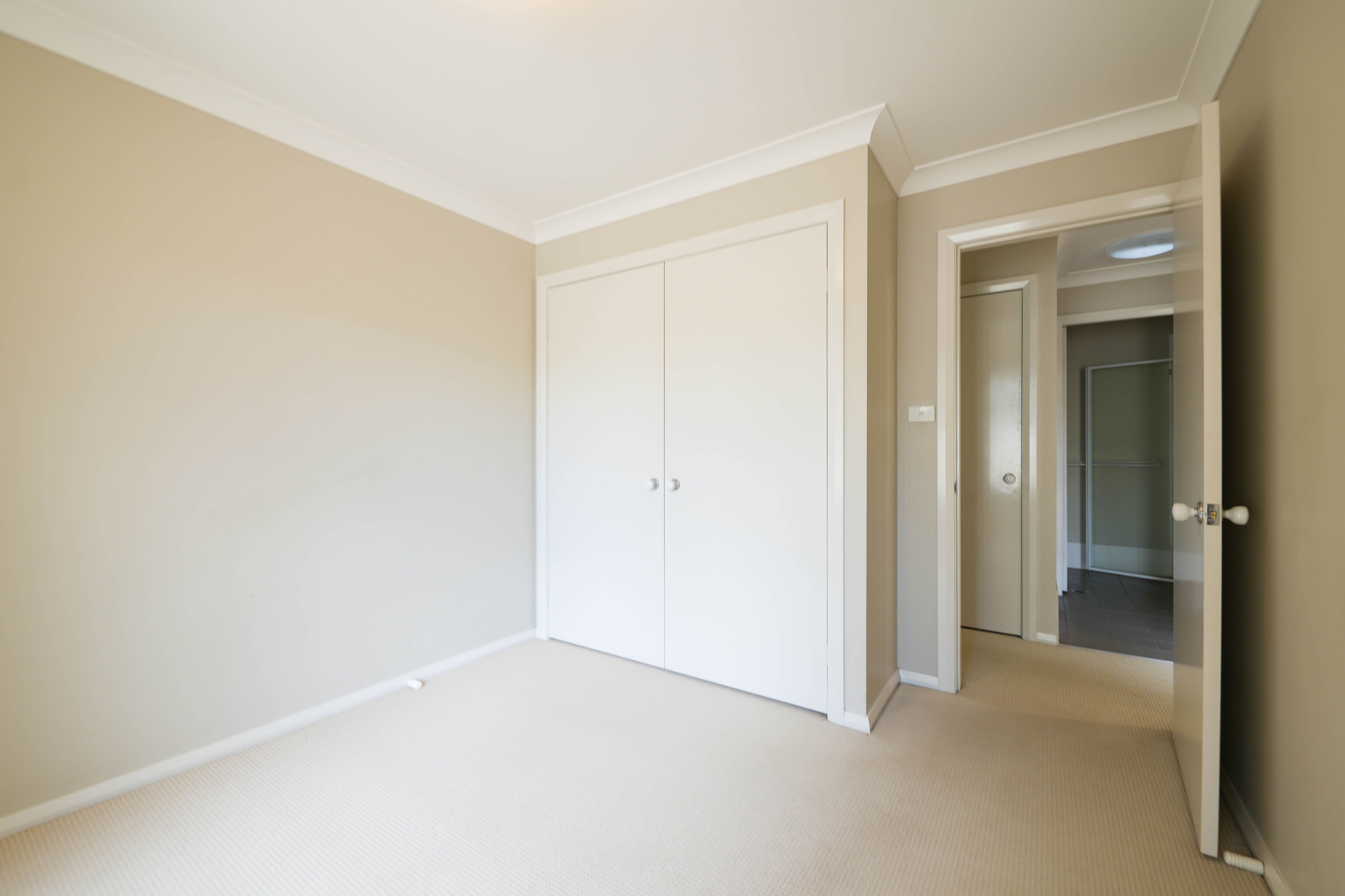 27 & 27a Wentworth Street — photo 7 of 26