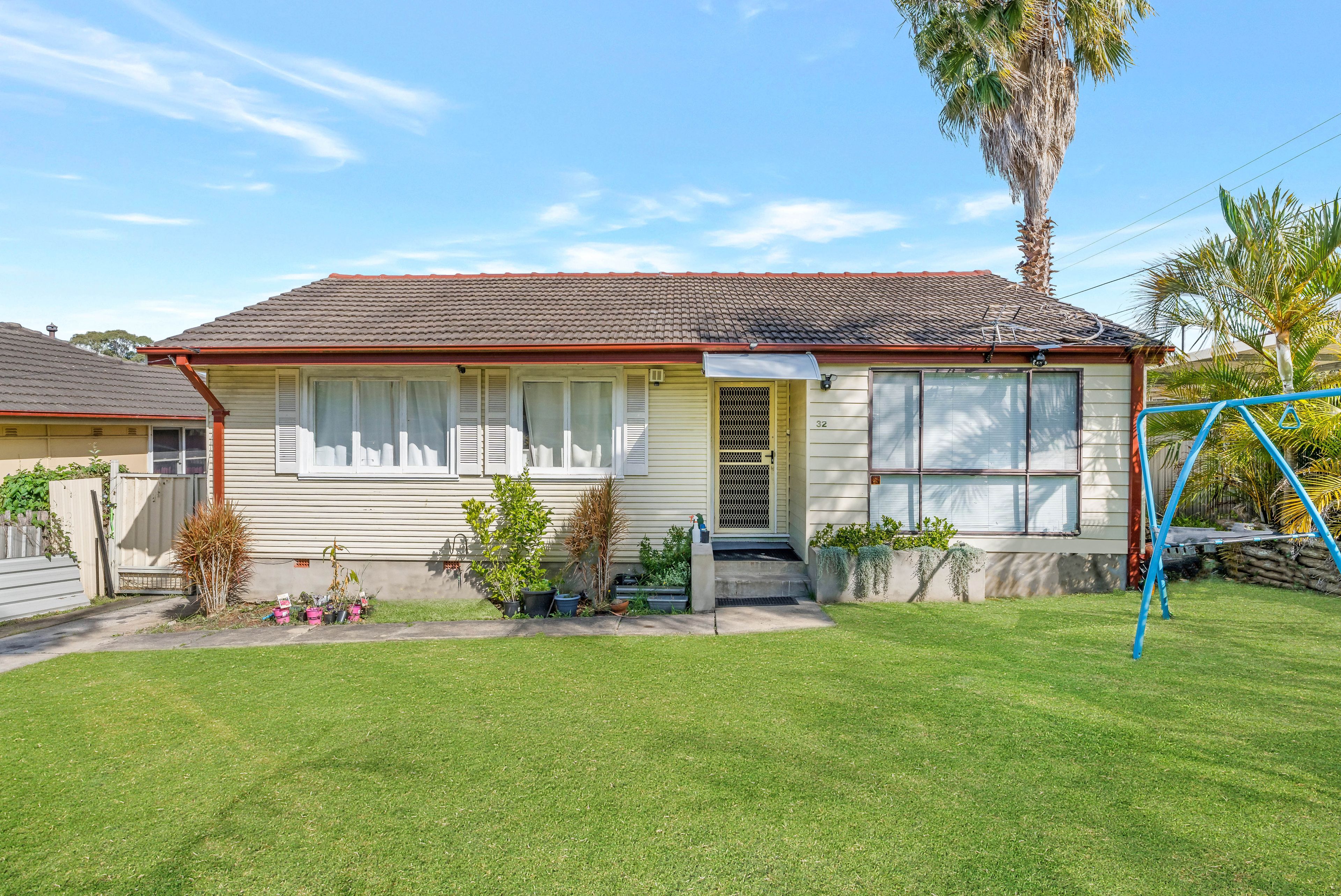 32 Warrigo Street, Sadleir NSW 2168