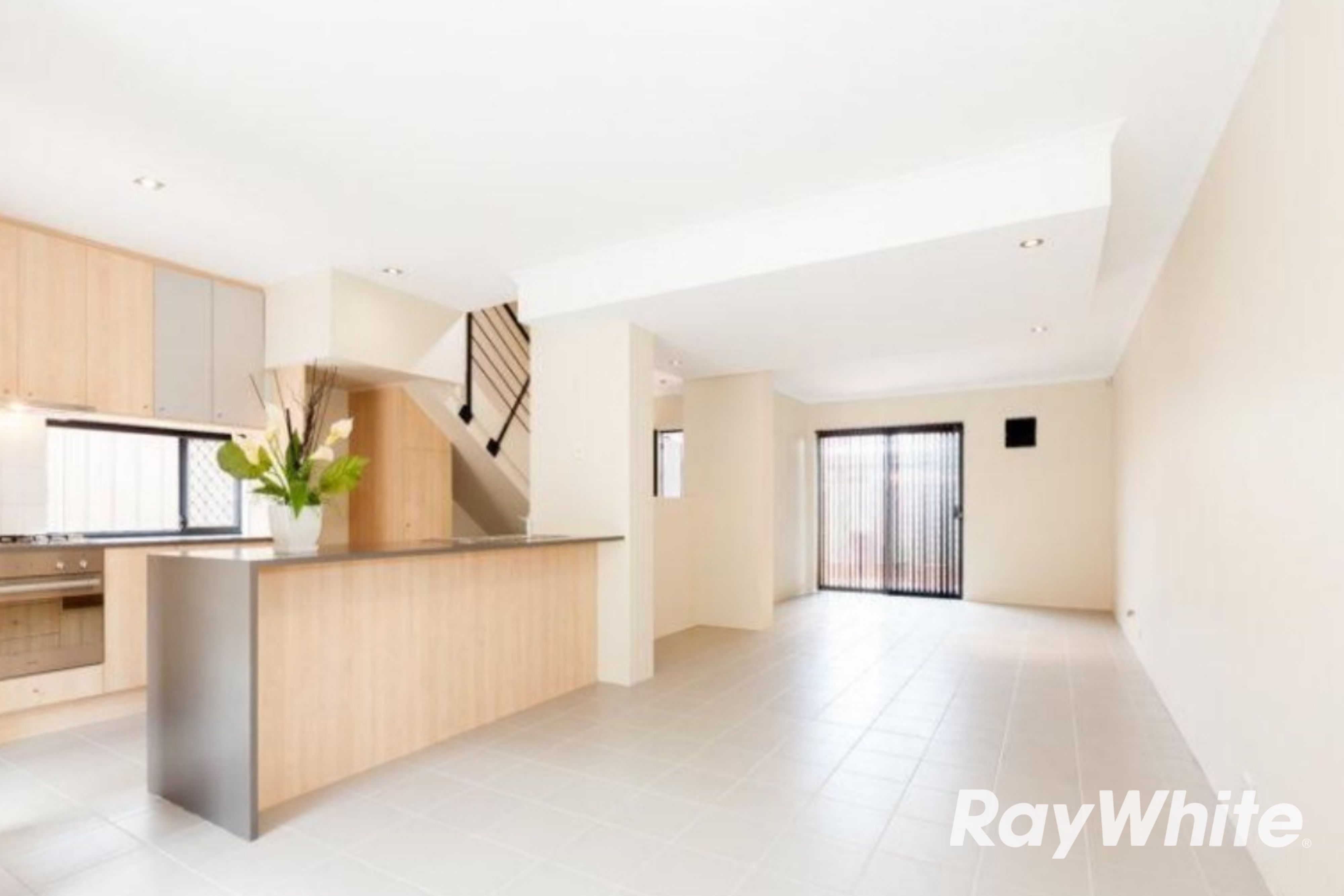 41/1 Mariners Cove Drive — photo 3 of 11