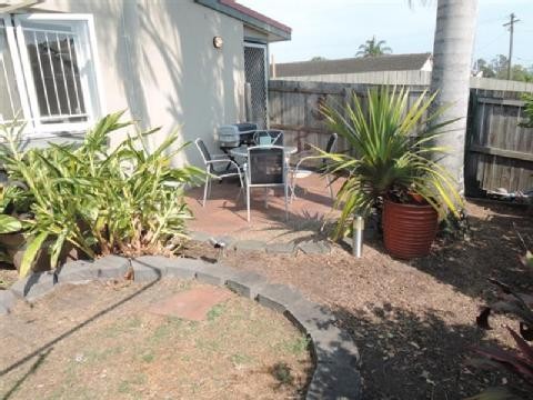 2/211 Webster Road, Stafford, QLD 4053