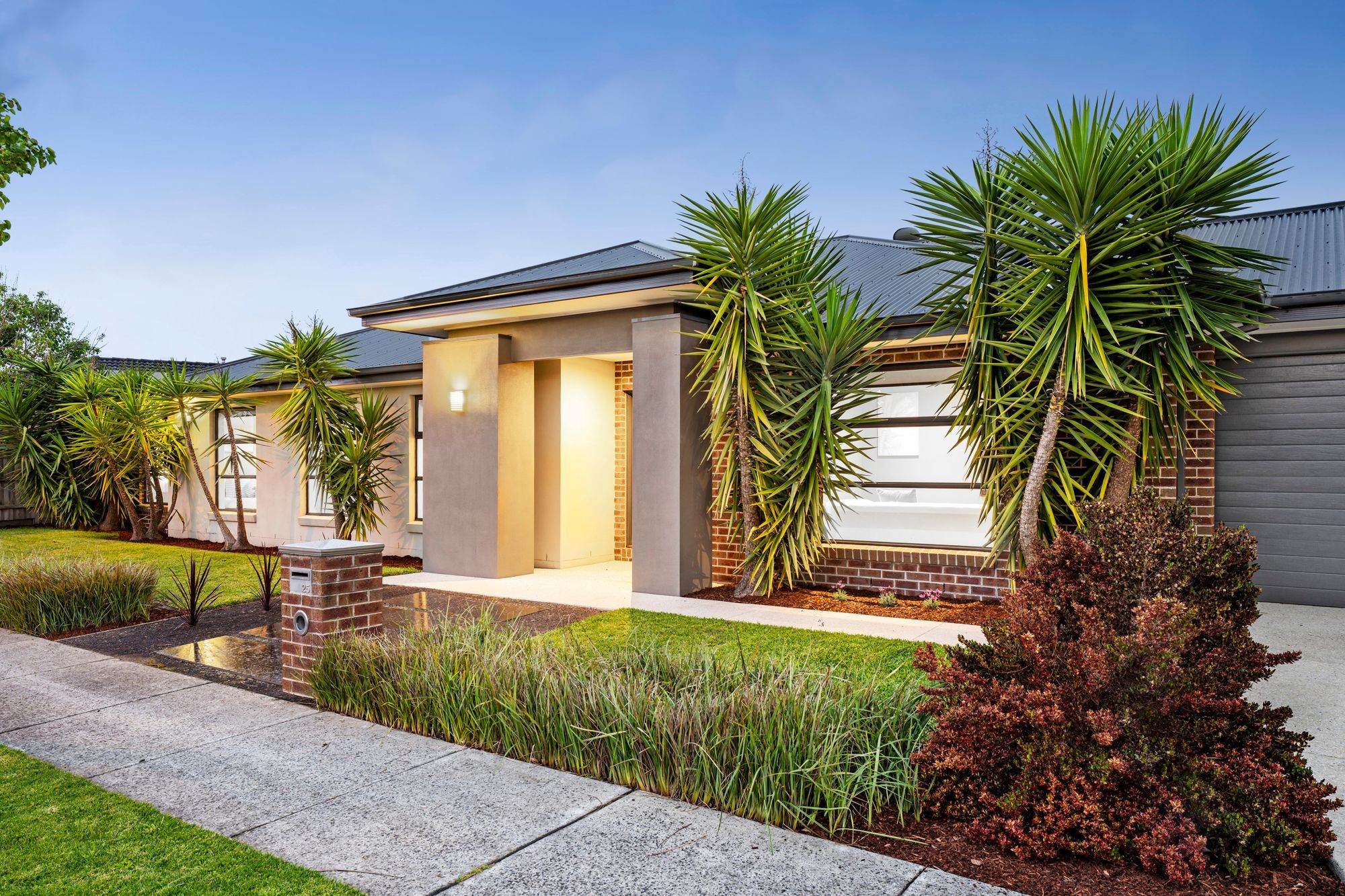 25 Campaspe Street, Clyde North, VIC 3978