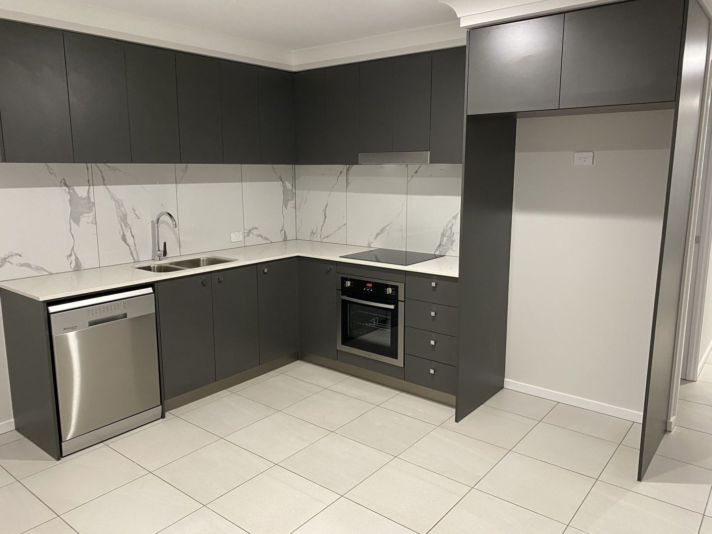 2/4 Sophie Street, Morayfield, QLD 4506