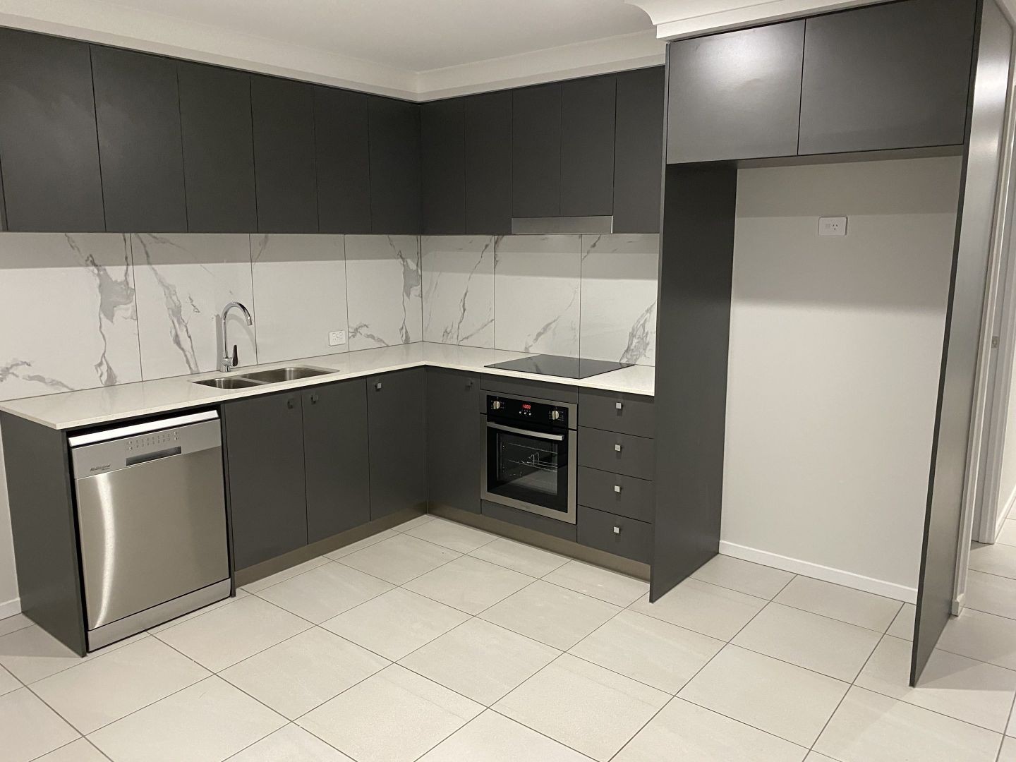2/4 Sophie Street, Morayfield, QLD 4506
