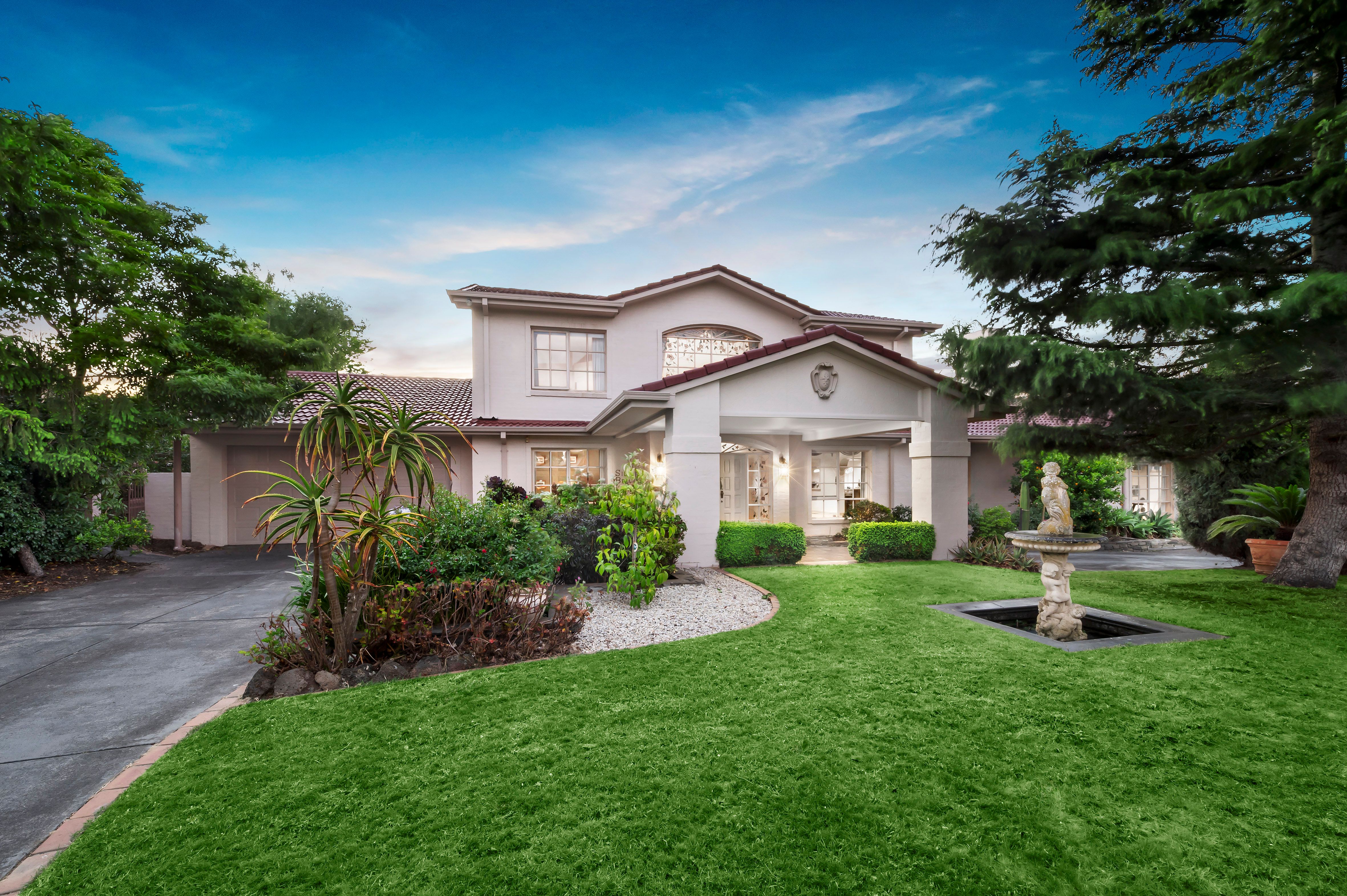 13-15 Jessica Close, Wantirna South VIC 3152