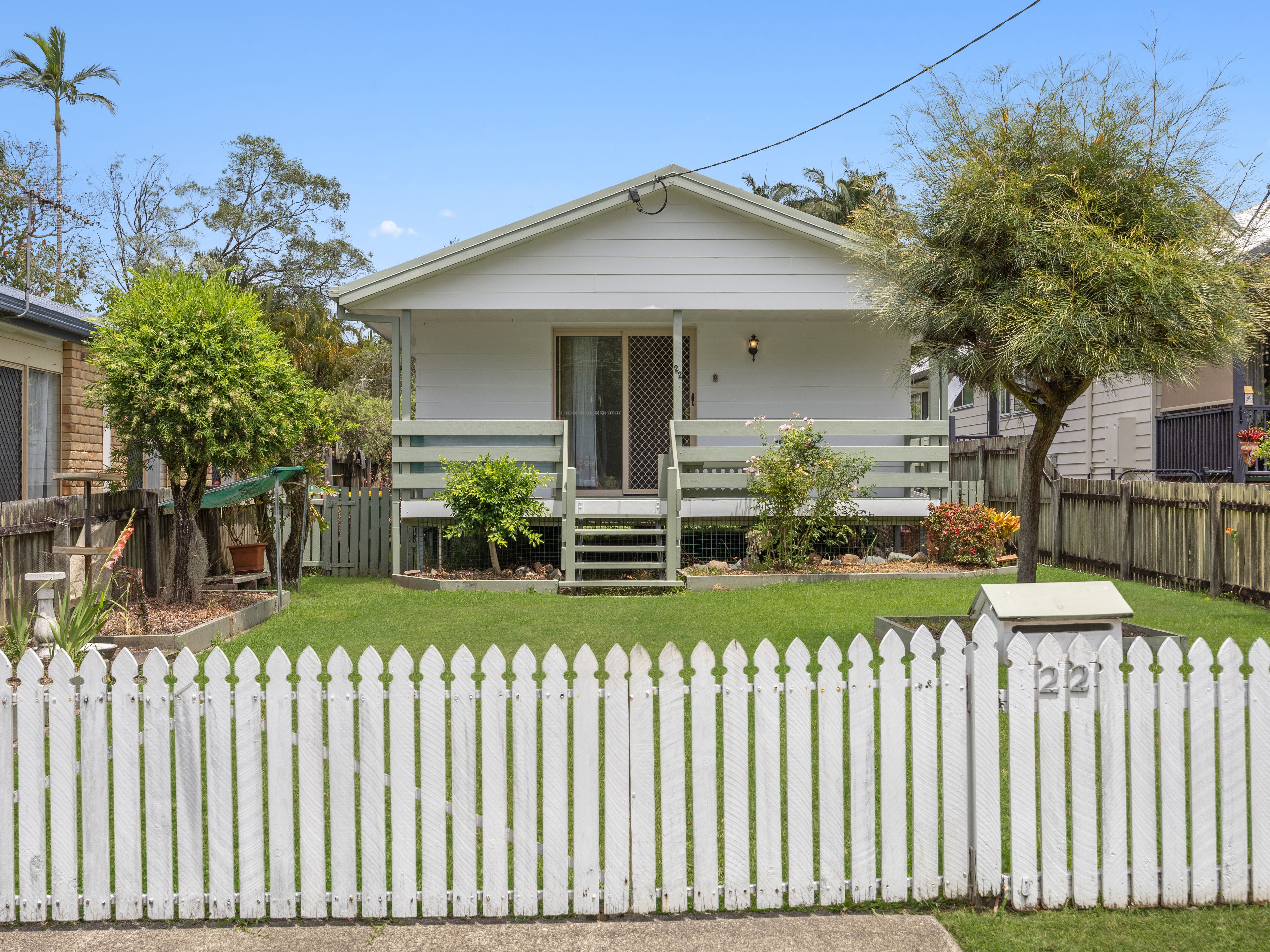 22 Jones Street, Mooloolah Valley QLD 4553