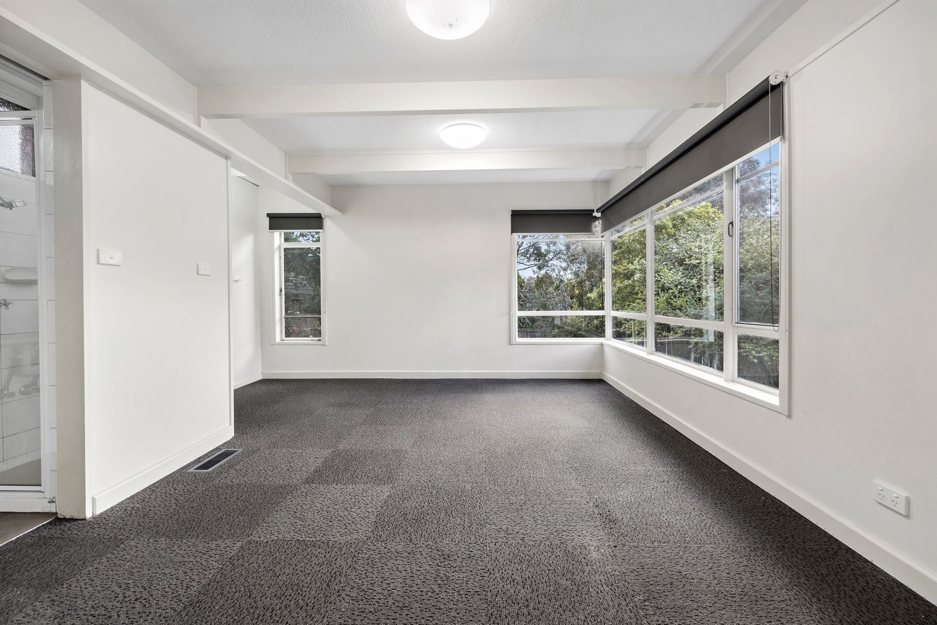19 Cheviot Road — photo 10 of 14