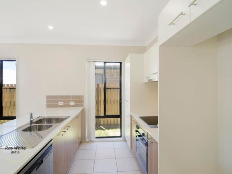 5 Vista Crescent, Pimpama, QLD 4209