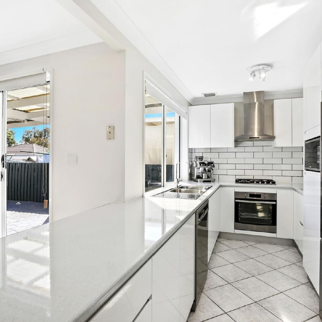 8 Tate Crescent, Horningsea Park, NSW 2171