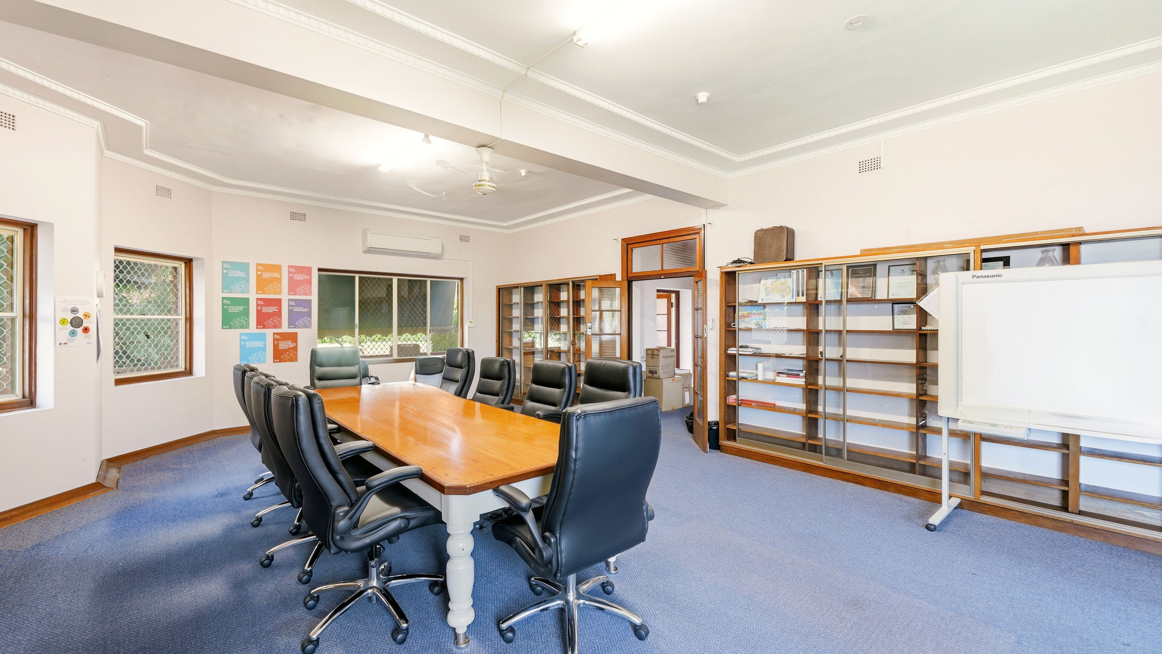 11 Victoria Street — photo 10 of 30