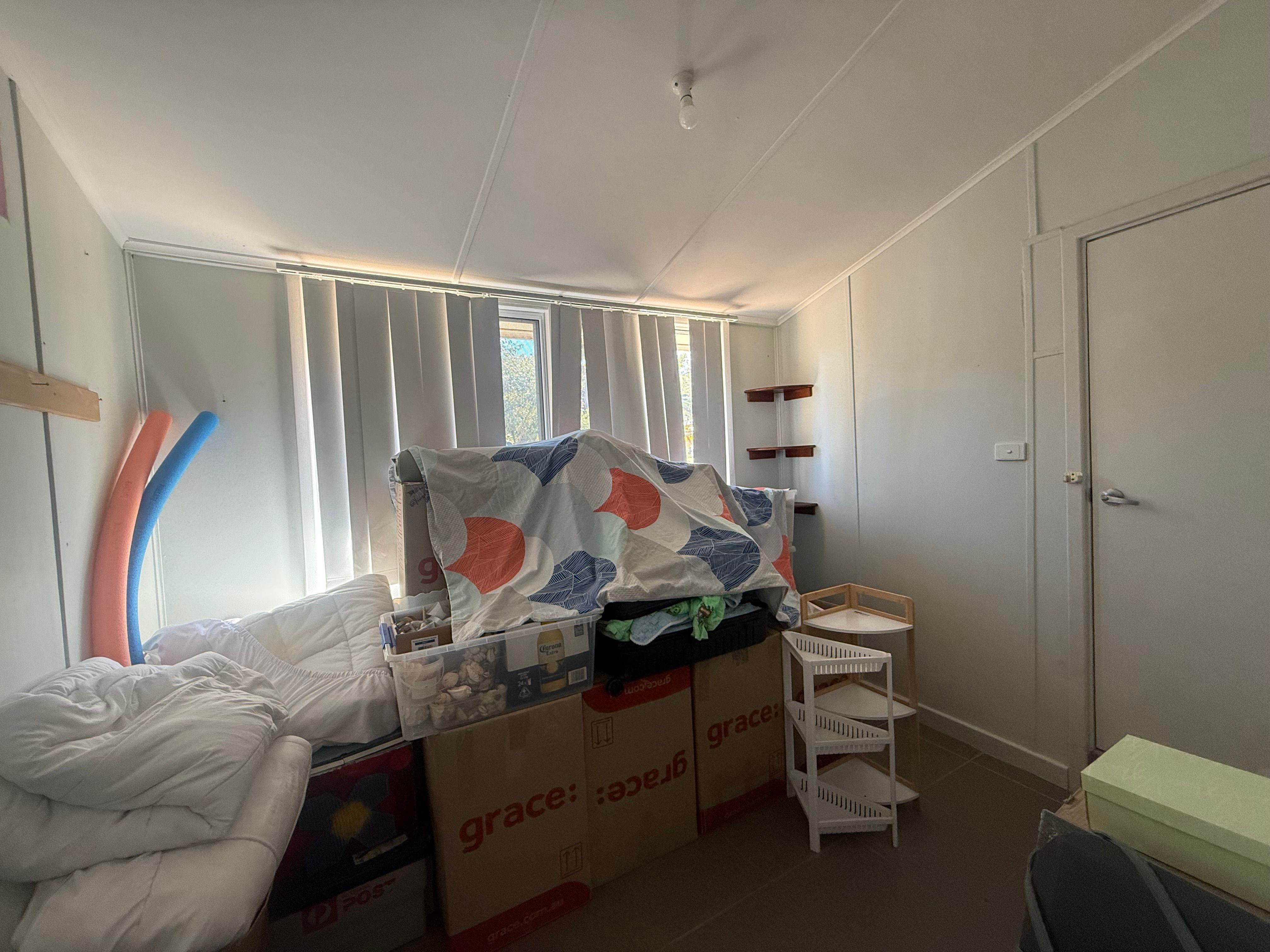 1 Van Emmerik Street — photo 9 of 18