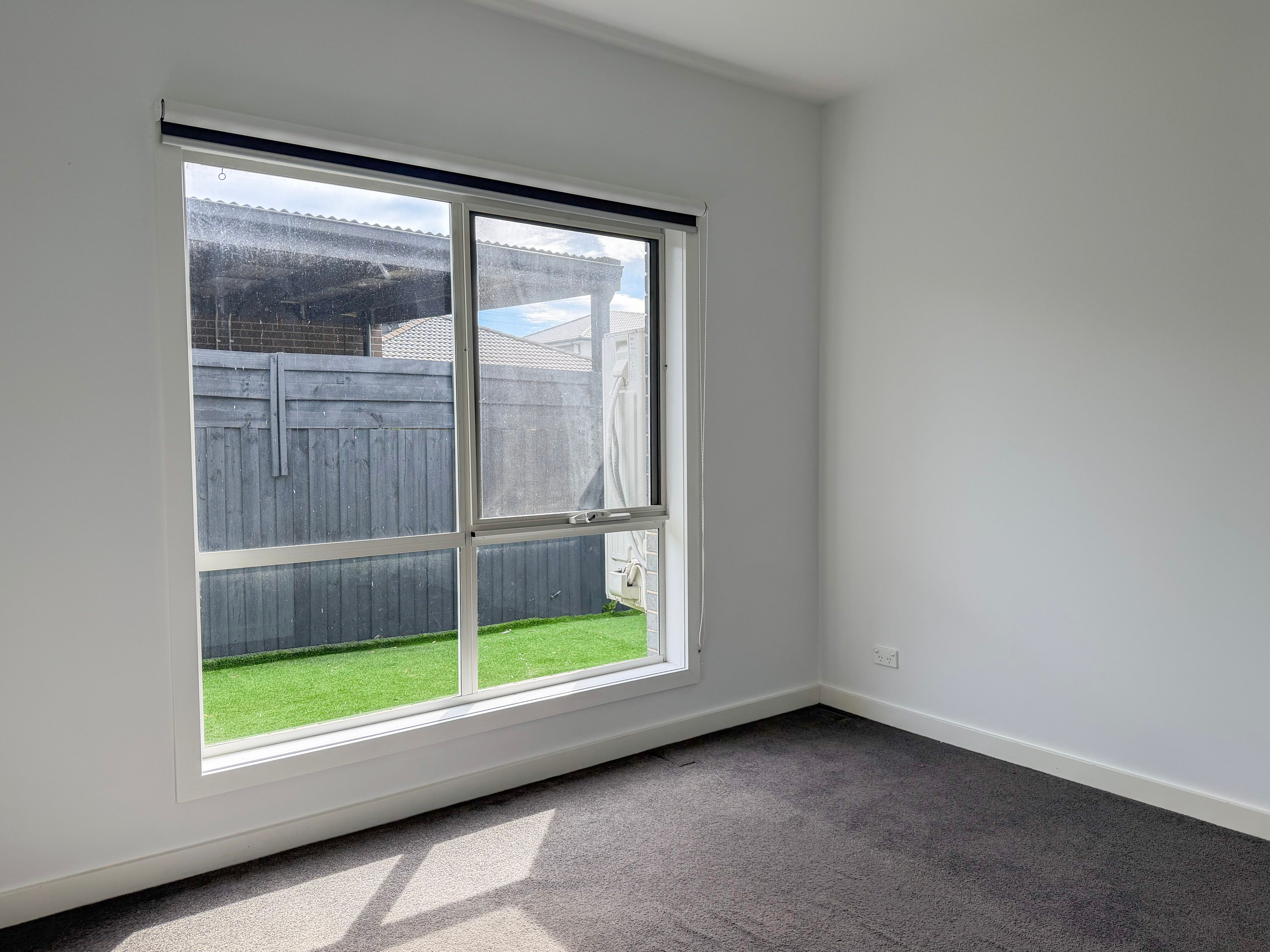 2/104 Daley Street — photo 12 of 16