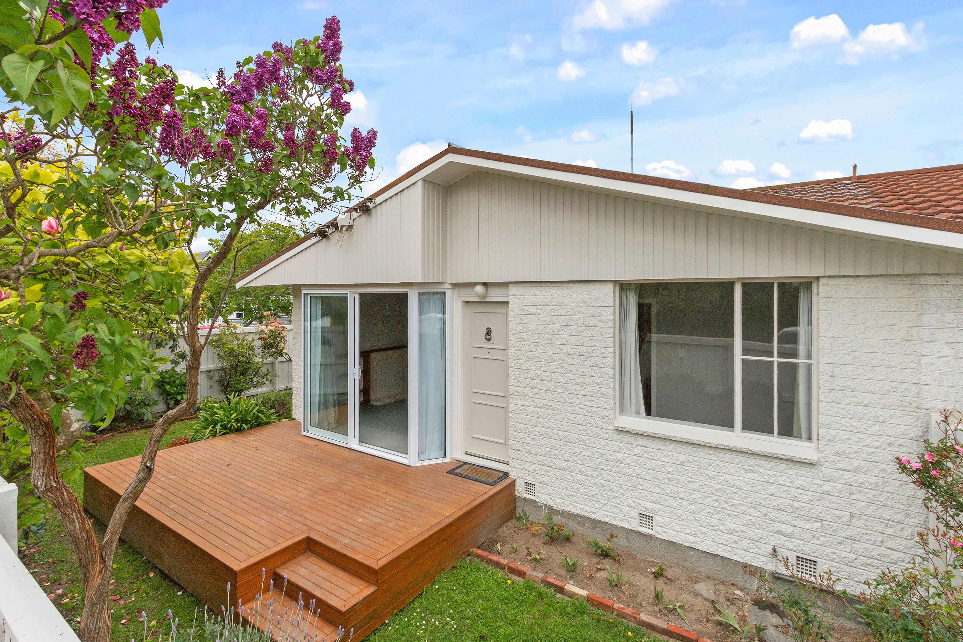 2/16 Holly Road, St Albans, Christchurch City