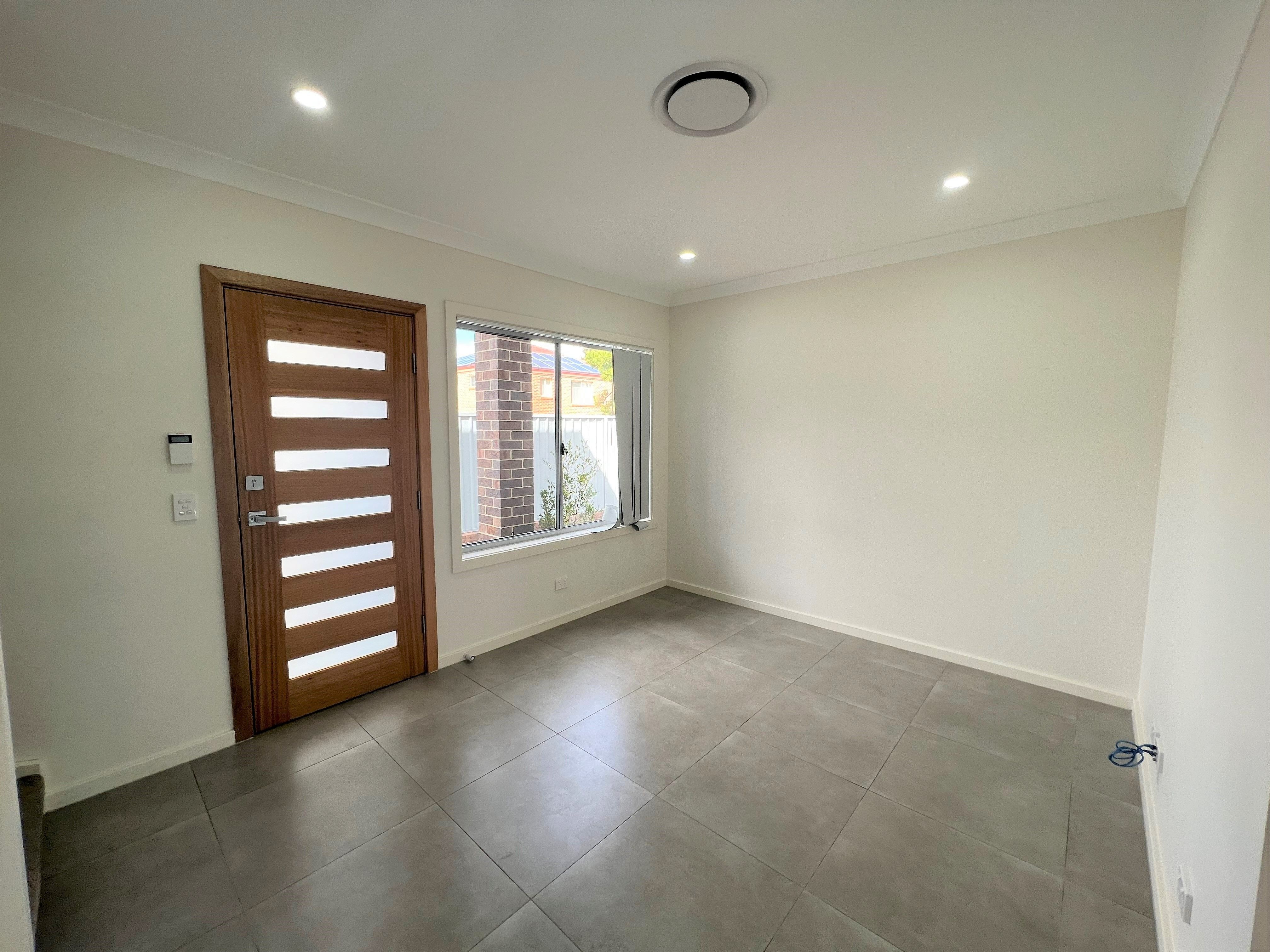 4/89A Adelaide Street, Oxley Park, NSW 2760