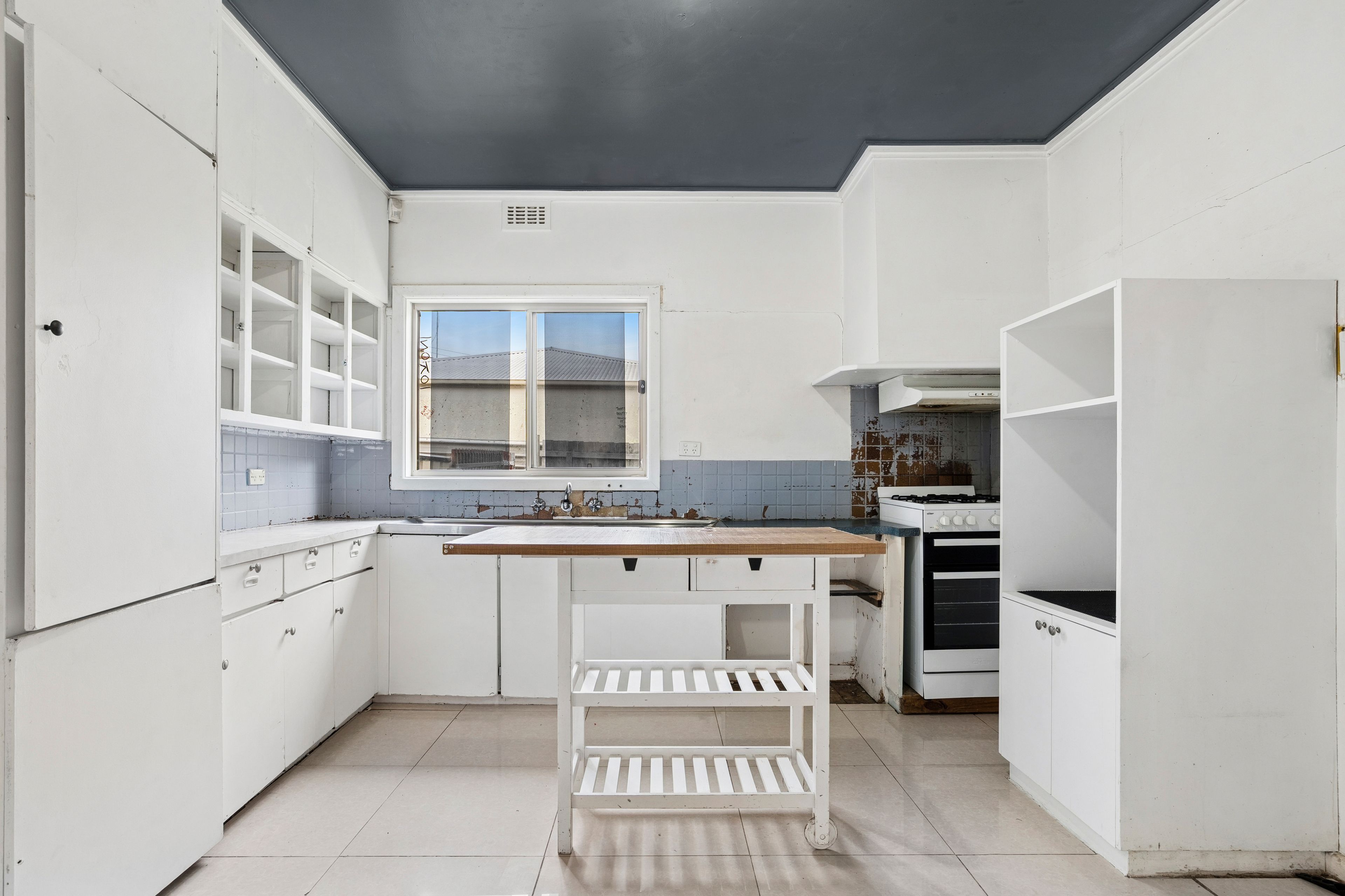 66 Alkira Avenue — photo 5 of 10