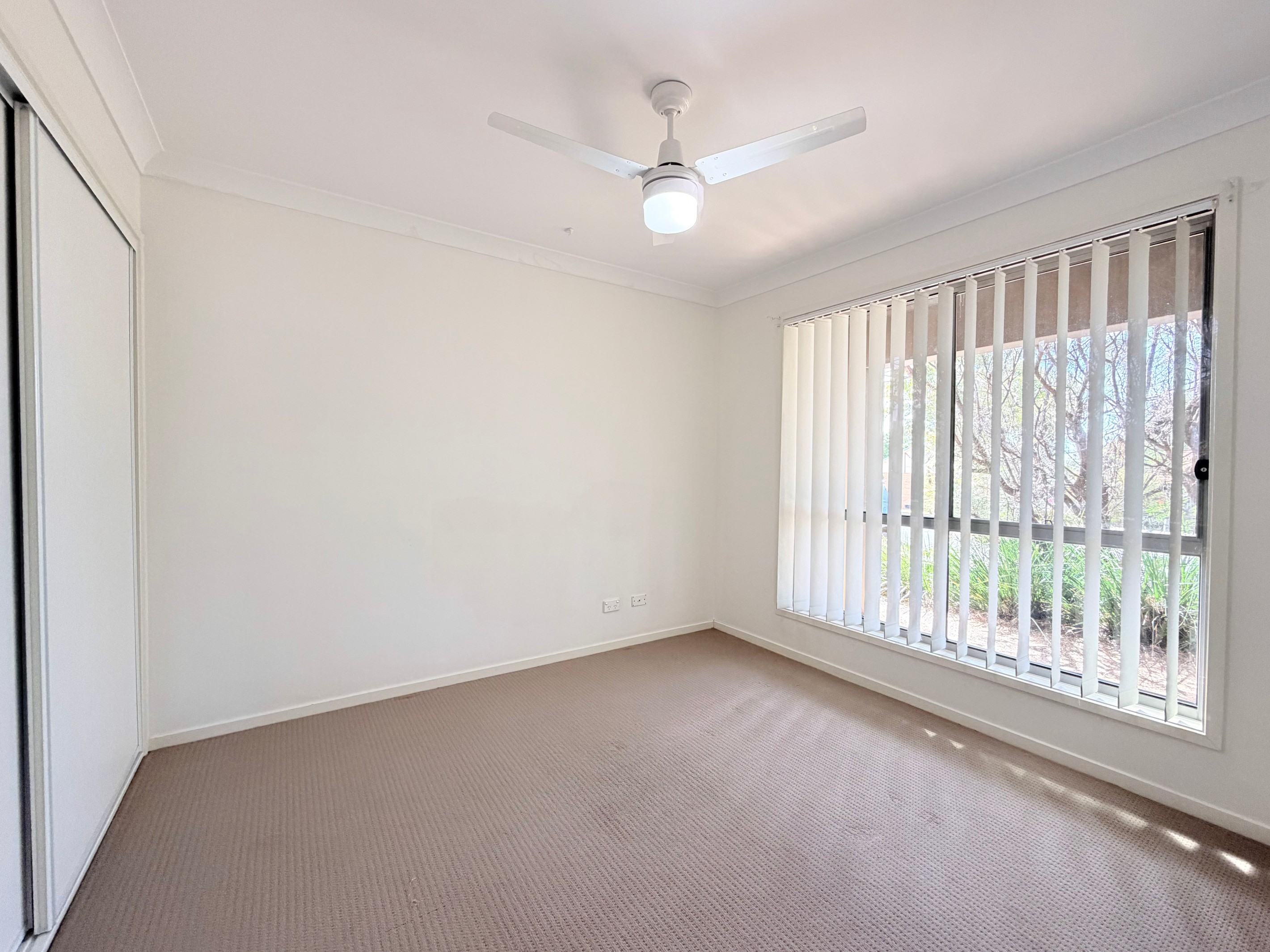 26 Blaxland Street, Parkes, NSW 2870