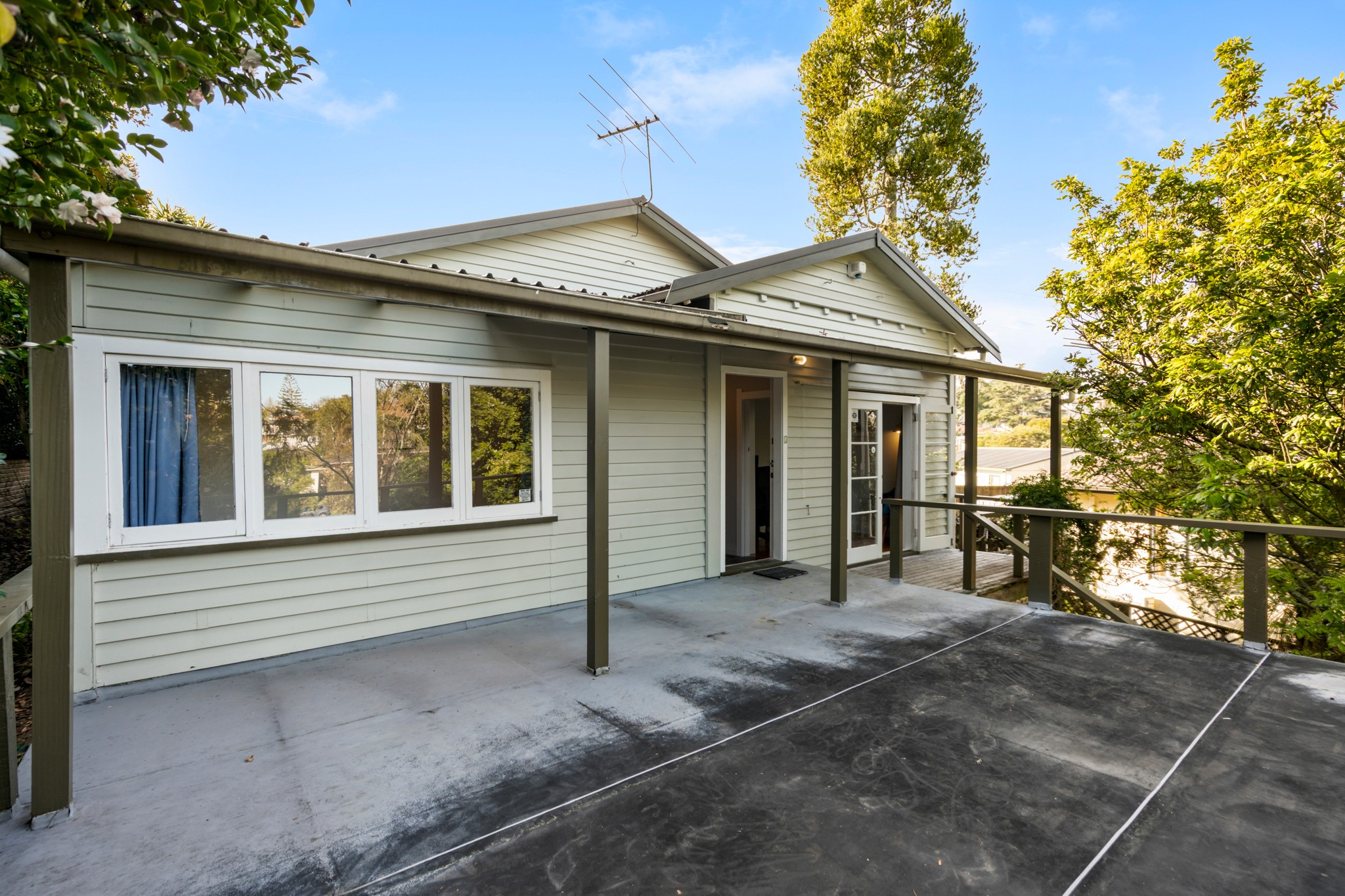 18 Dundale Avenue, Blockhouse Bay, Auckland City