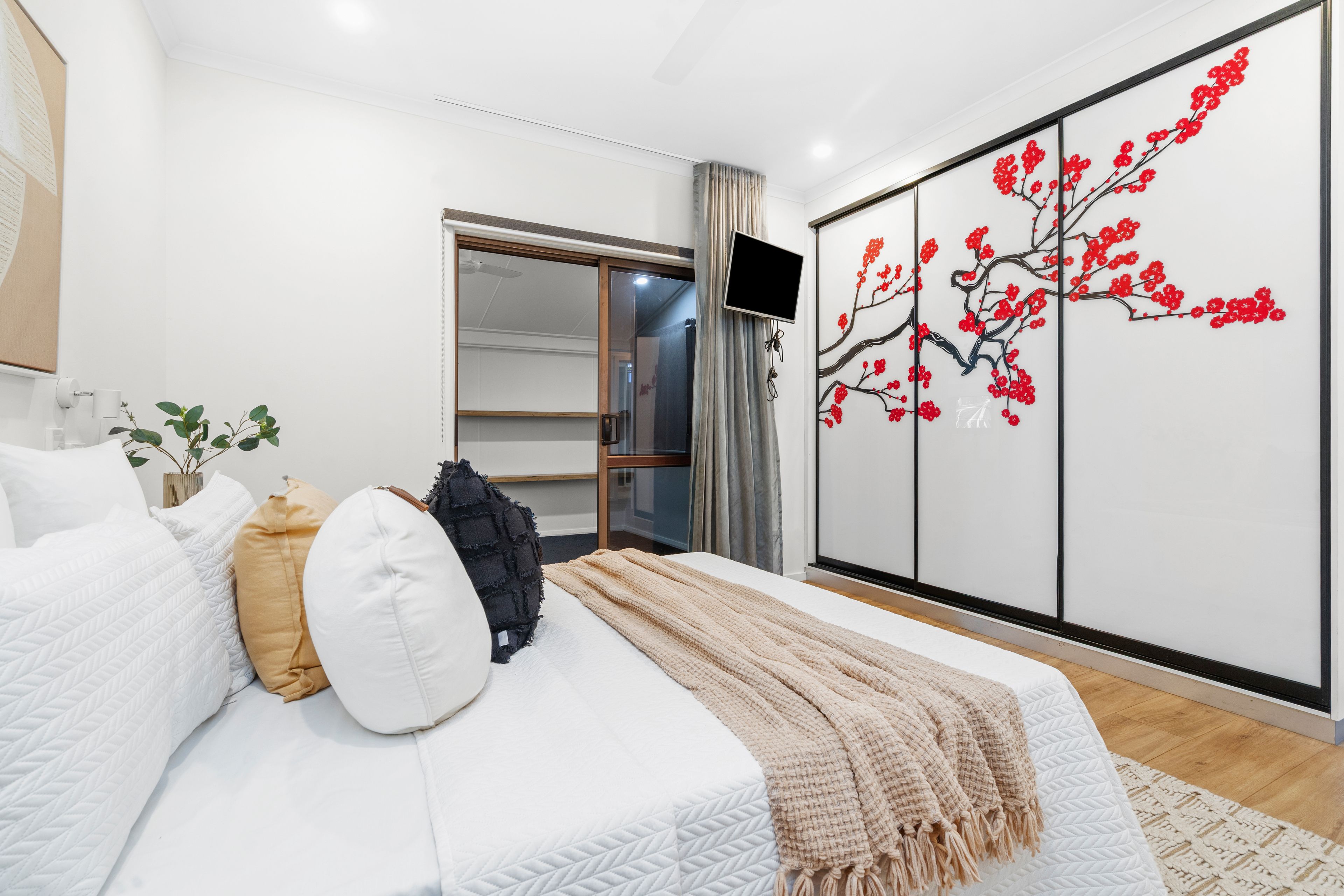 21 Harmanis Street — photo 13 of 30