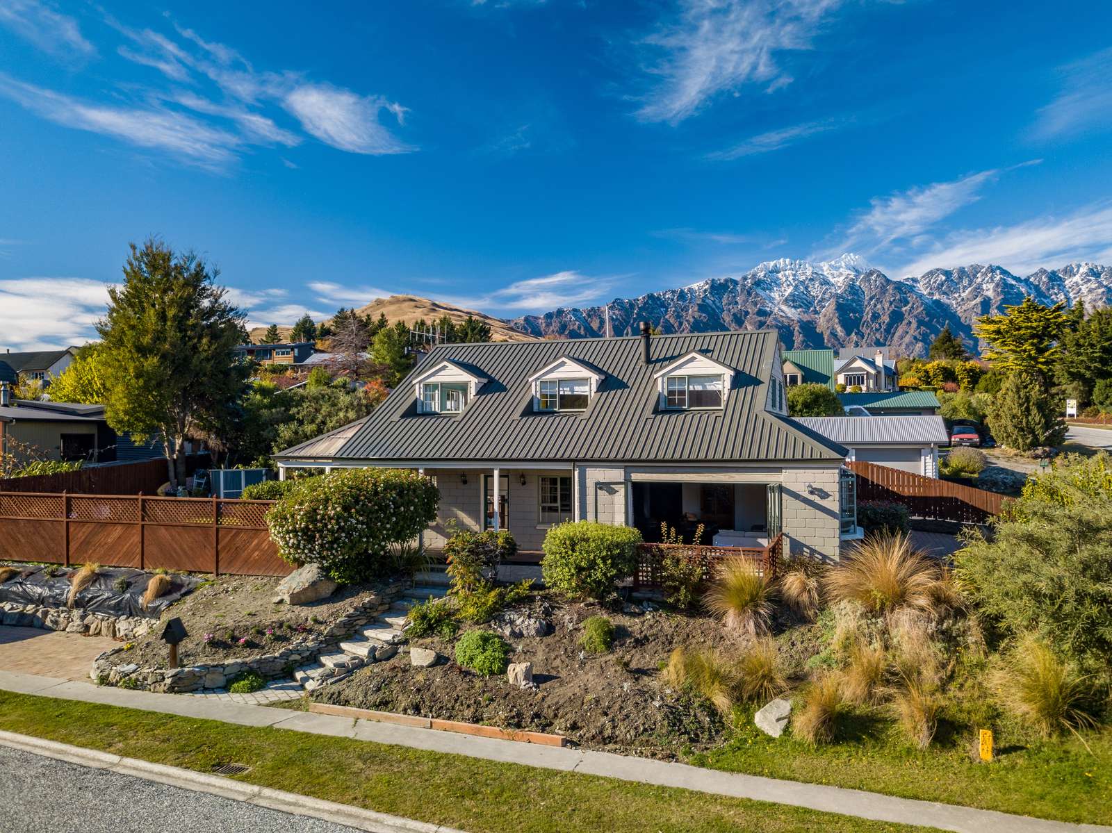 1 Larch Court, Kelvin Heights, Queenstown Lakes District Real Estate