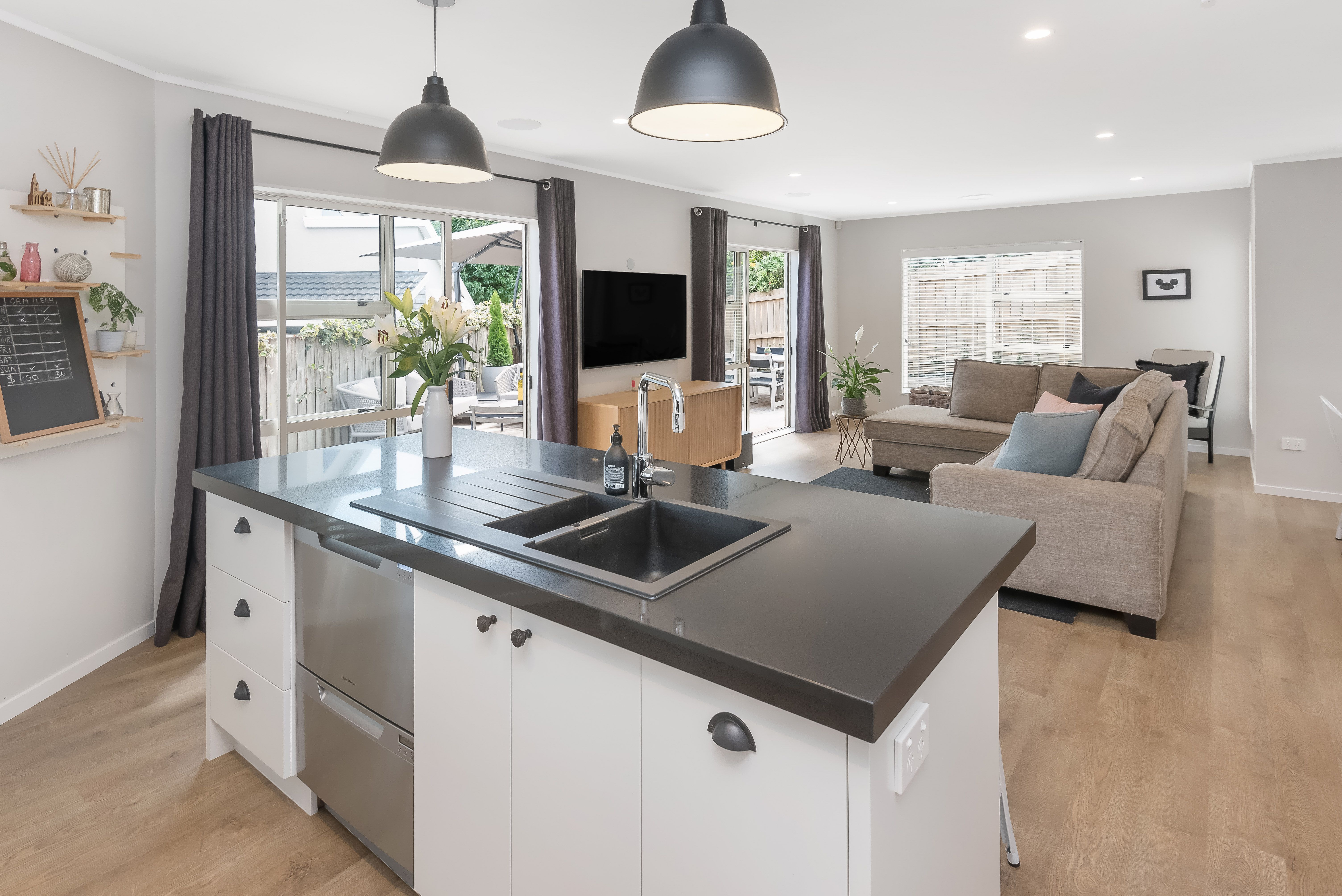 2/14 Clydesdale Avenue, Somerville, Manukau City