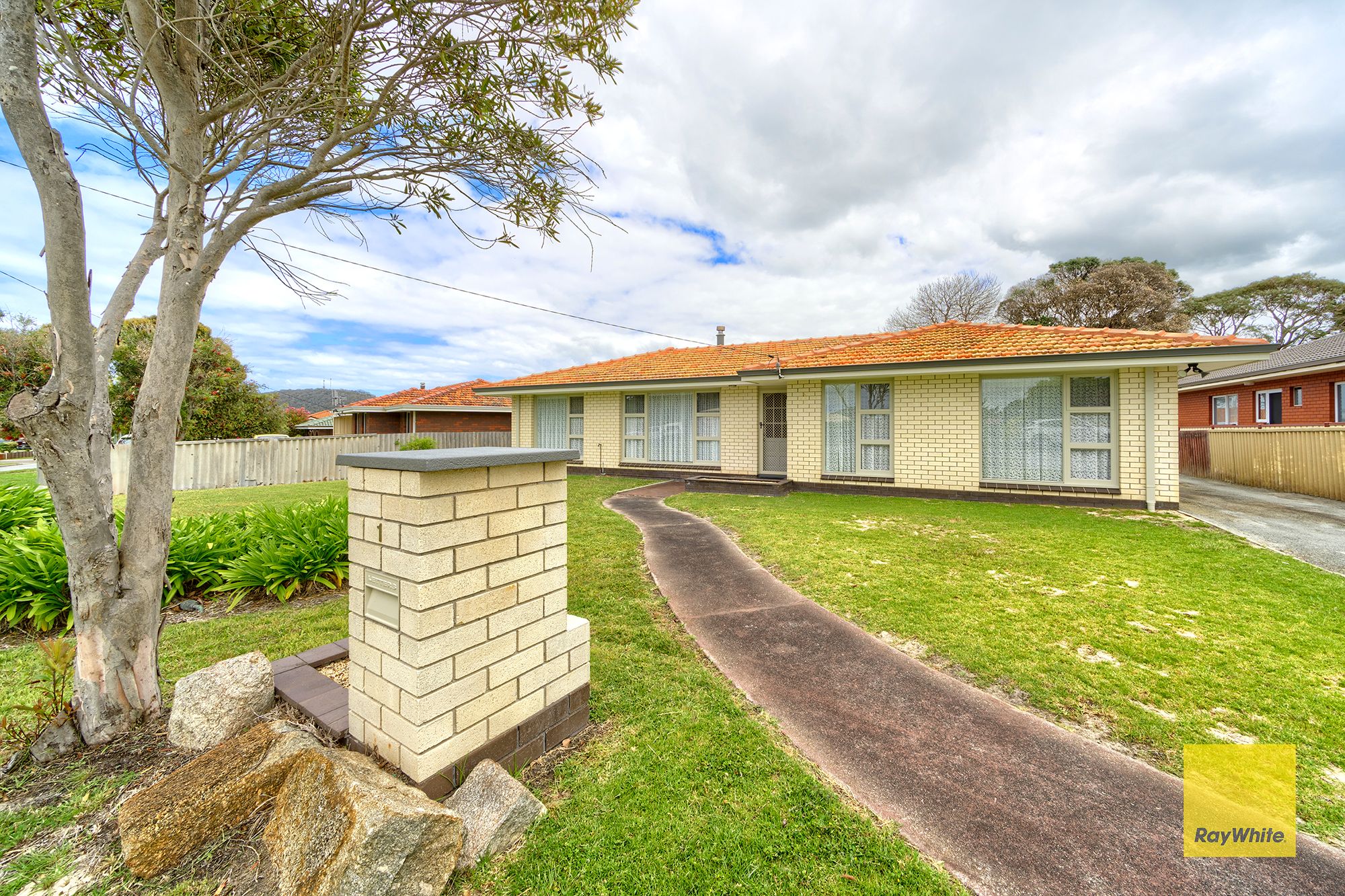 1 Aldex Street, Yakamia WA 6330