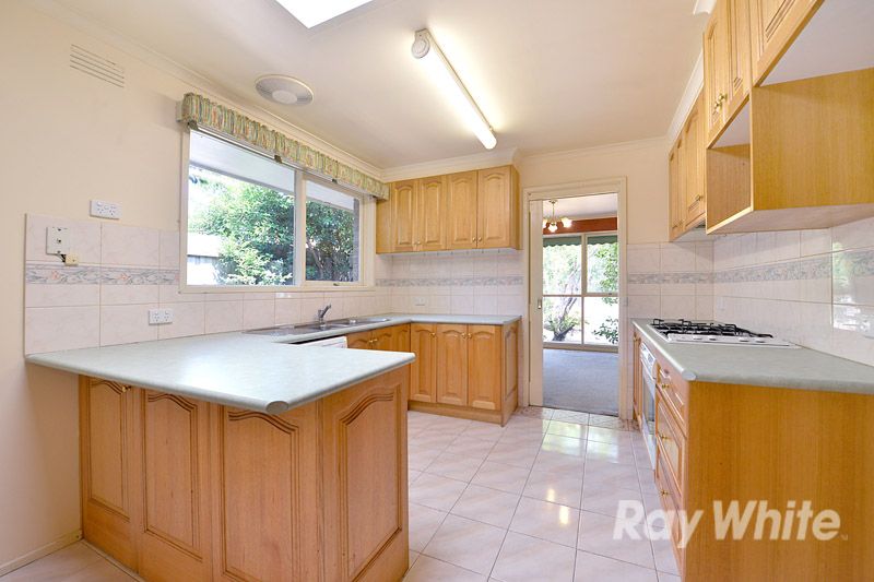 19 Richborough Grove, Ferntree Gully, VIC 3156