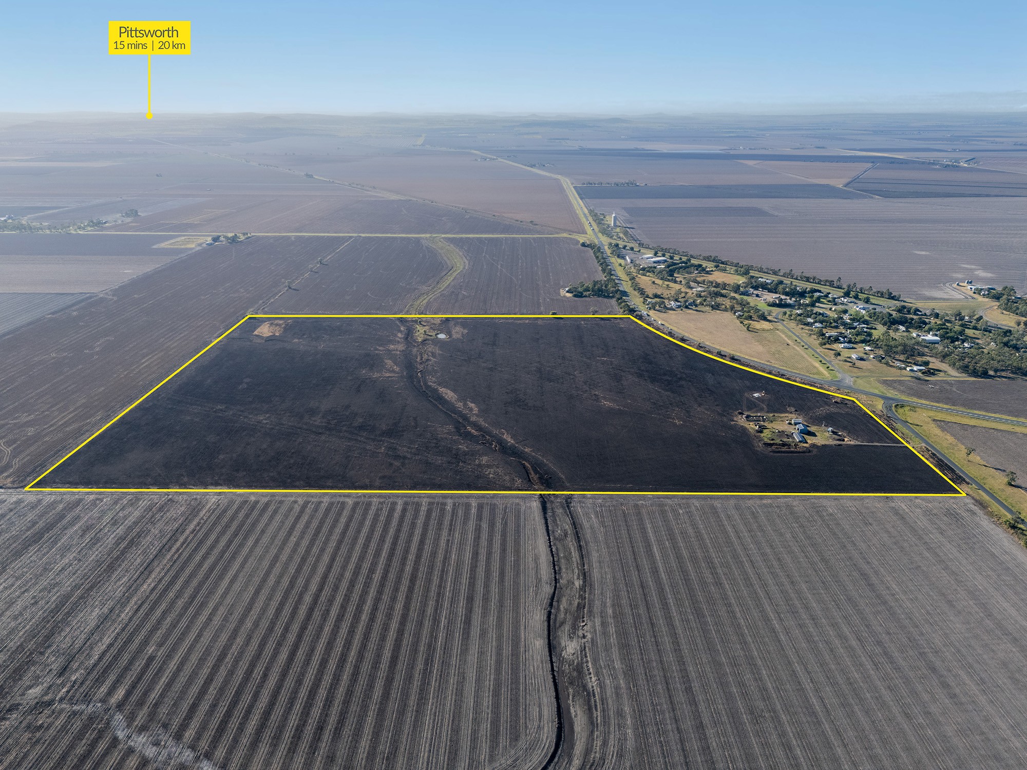 Corner Madelaine St & Gore Highway, BROOKSTEAD, QLD 4364