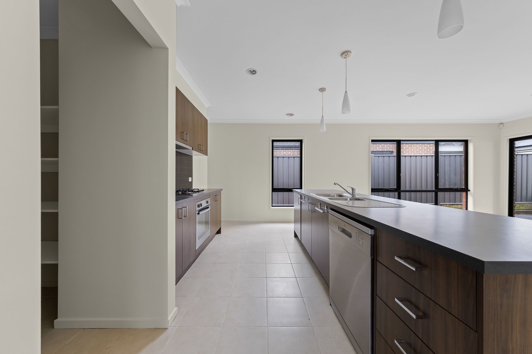 12 Gladiolus Circuit, Cranbourne North, VIC 3977