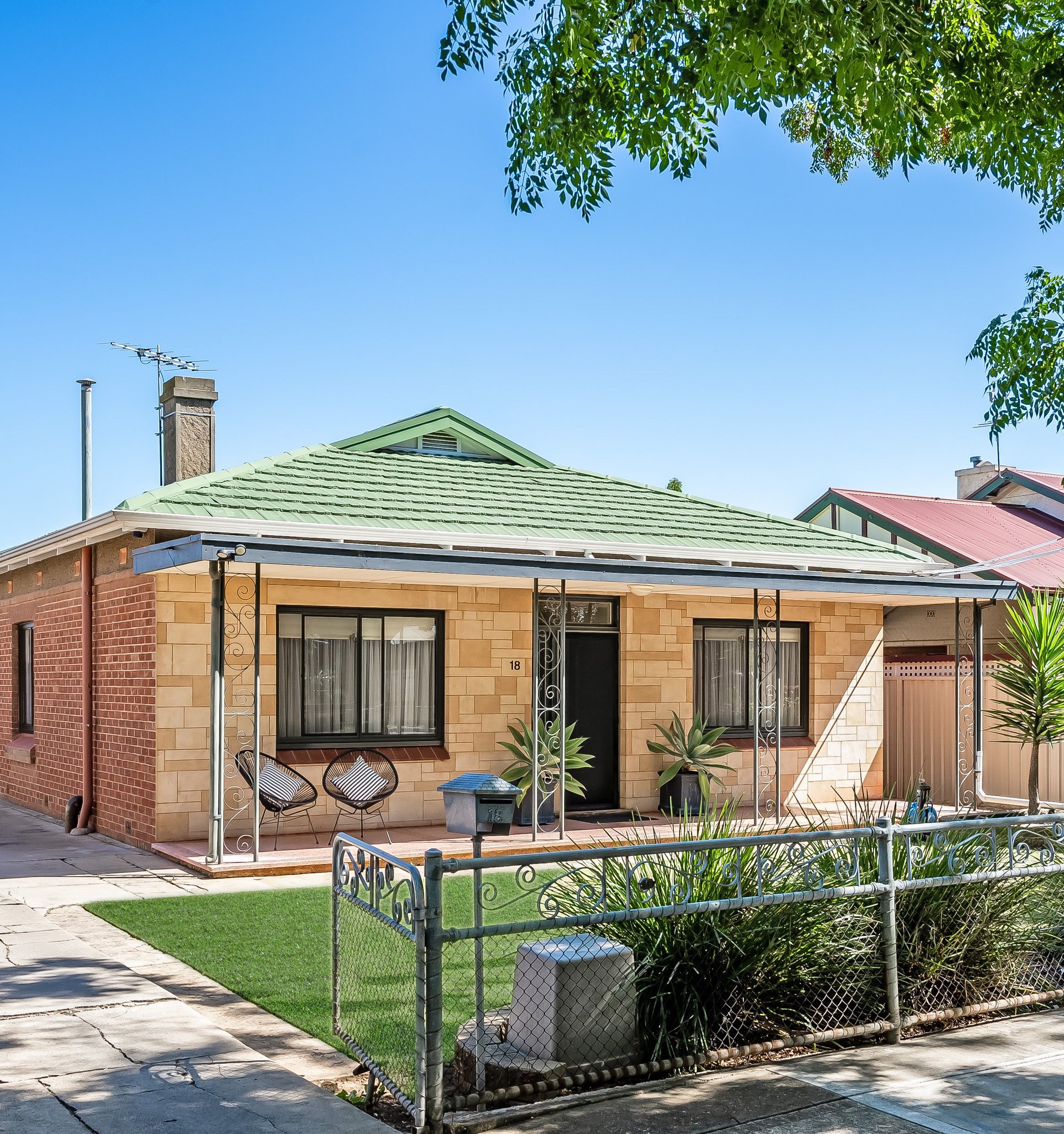 18 Ross Avenue, Flinders Park, SA 5025