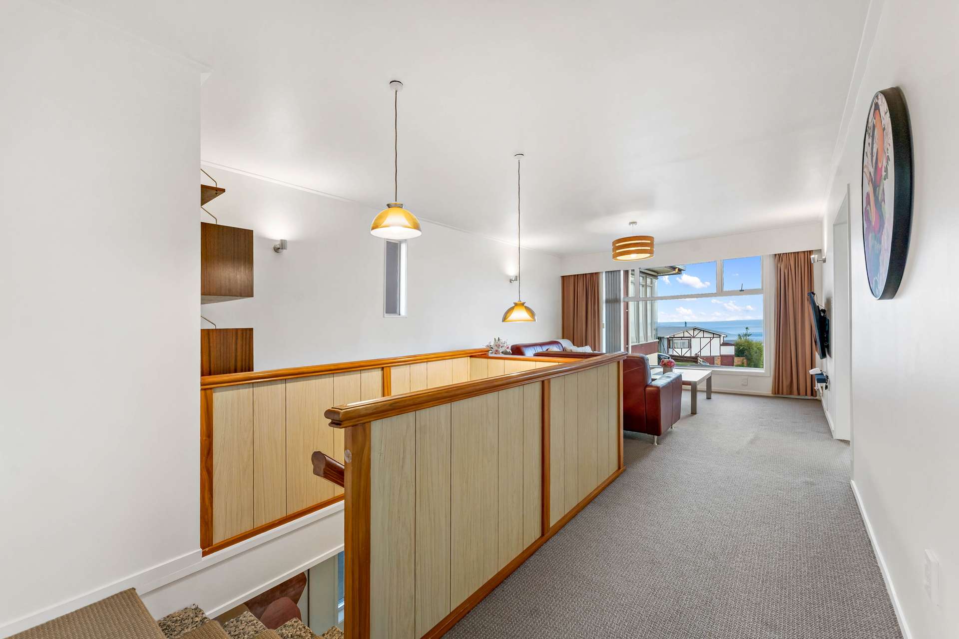 2/98 Halsey Drive photo 6