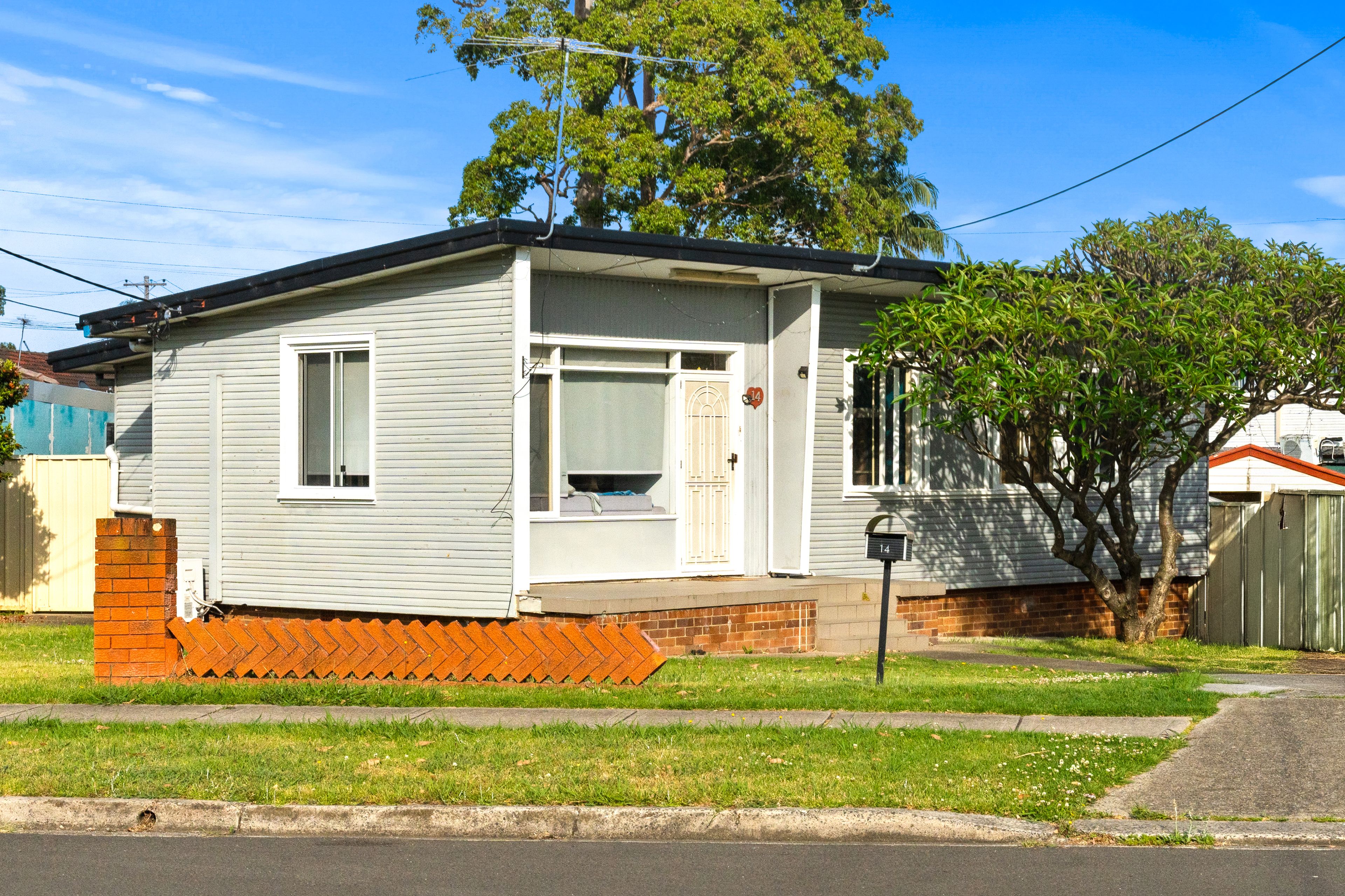 14 Welwyn Road , Canley Heights NSW 2166