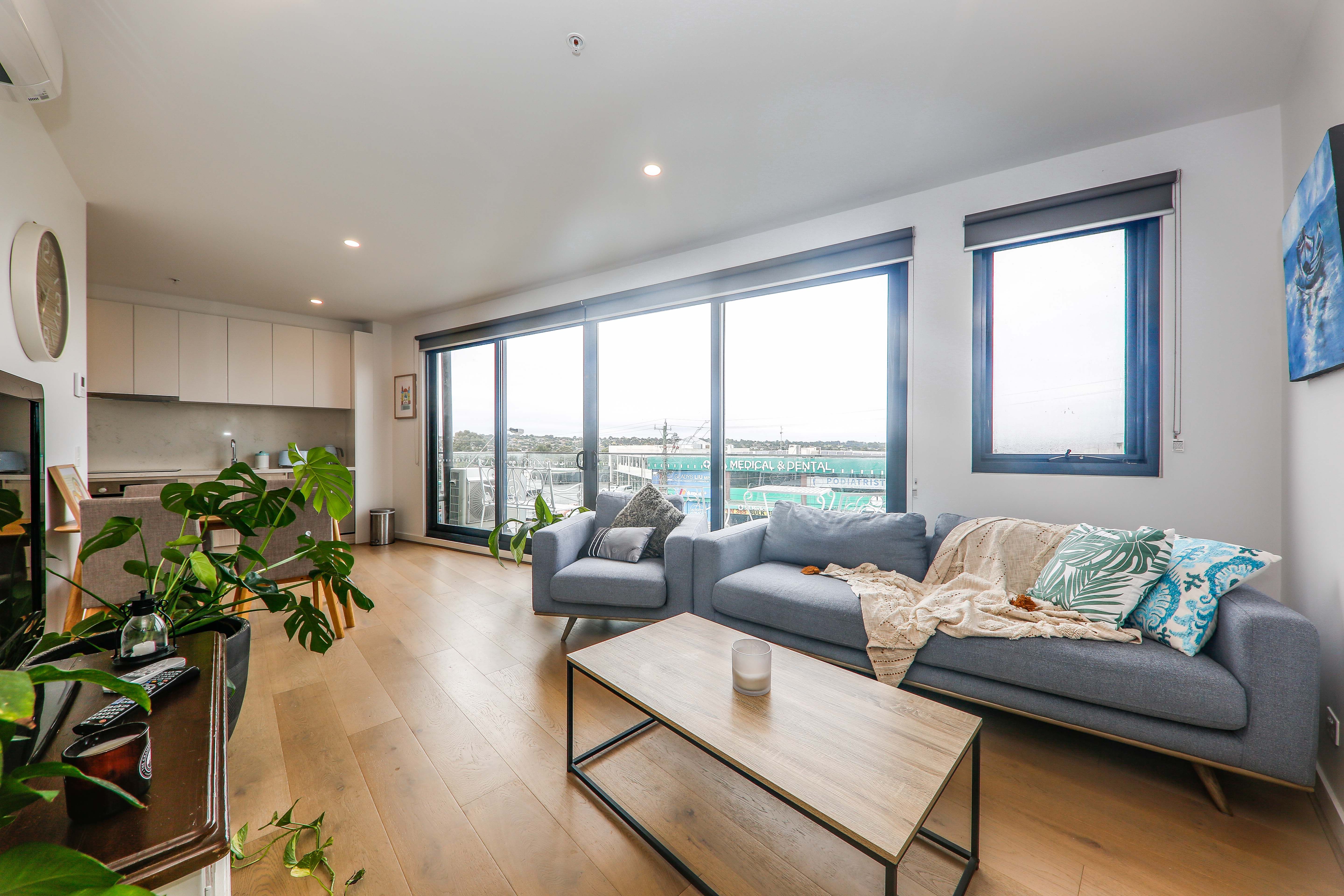 202/139 Burwood Highway, Burwood, VIC 3125