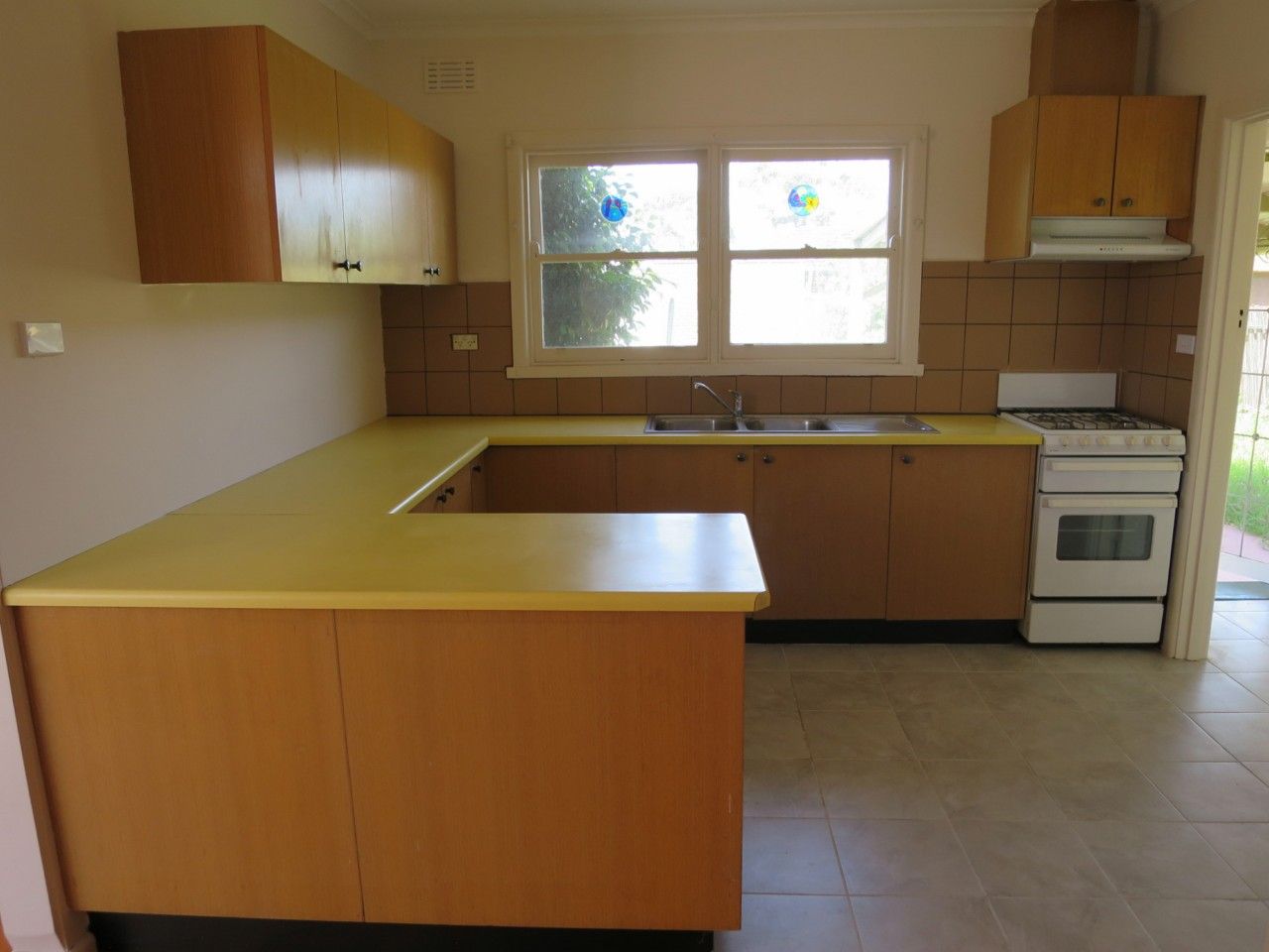 8 Caroline Street, Clayton, VIC 3168