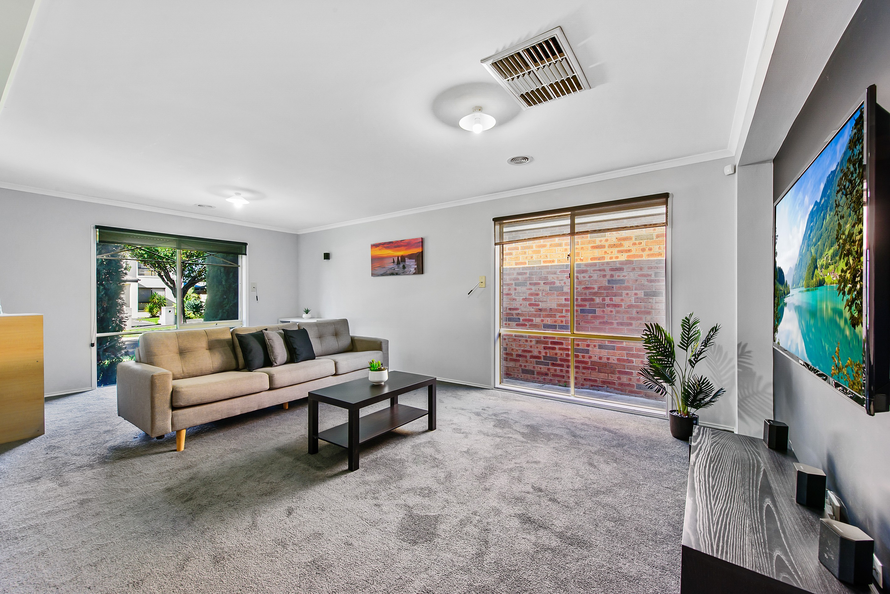 15 Burnley Grove, Taylors Hill, VIC 3037