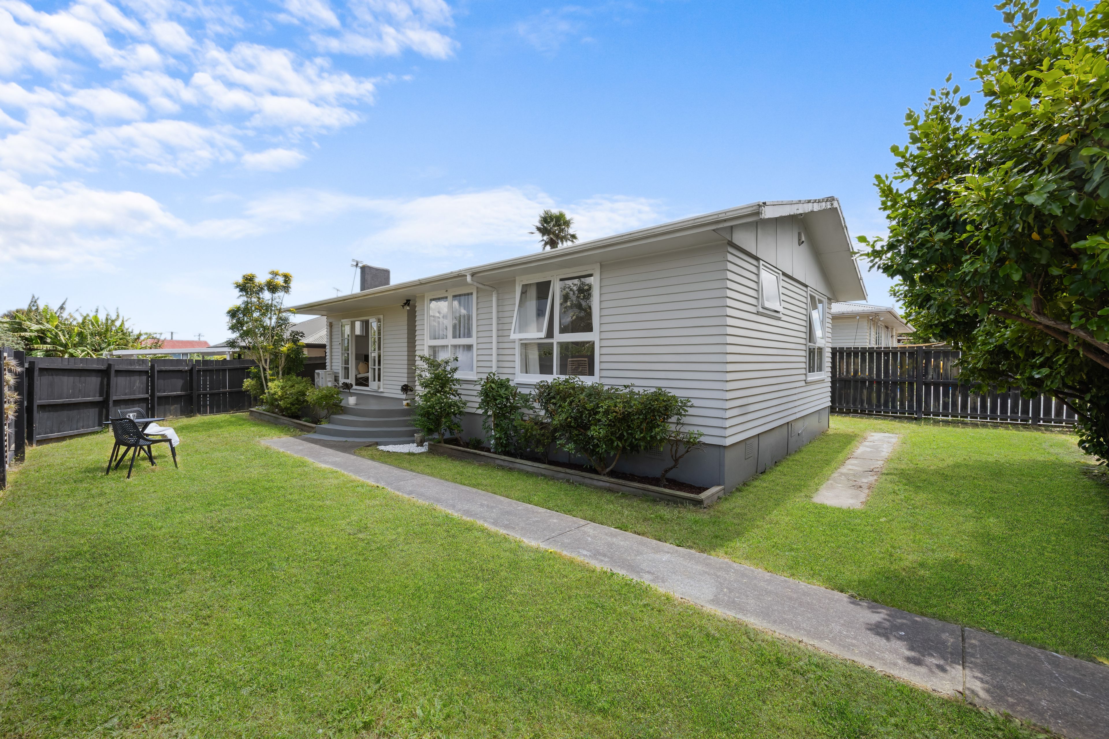 8A White Road, Manurewa, Manukau City