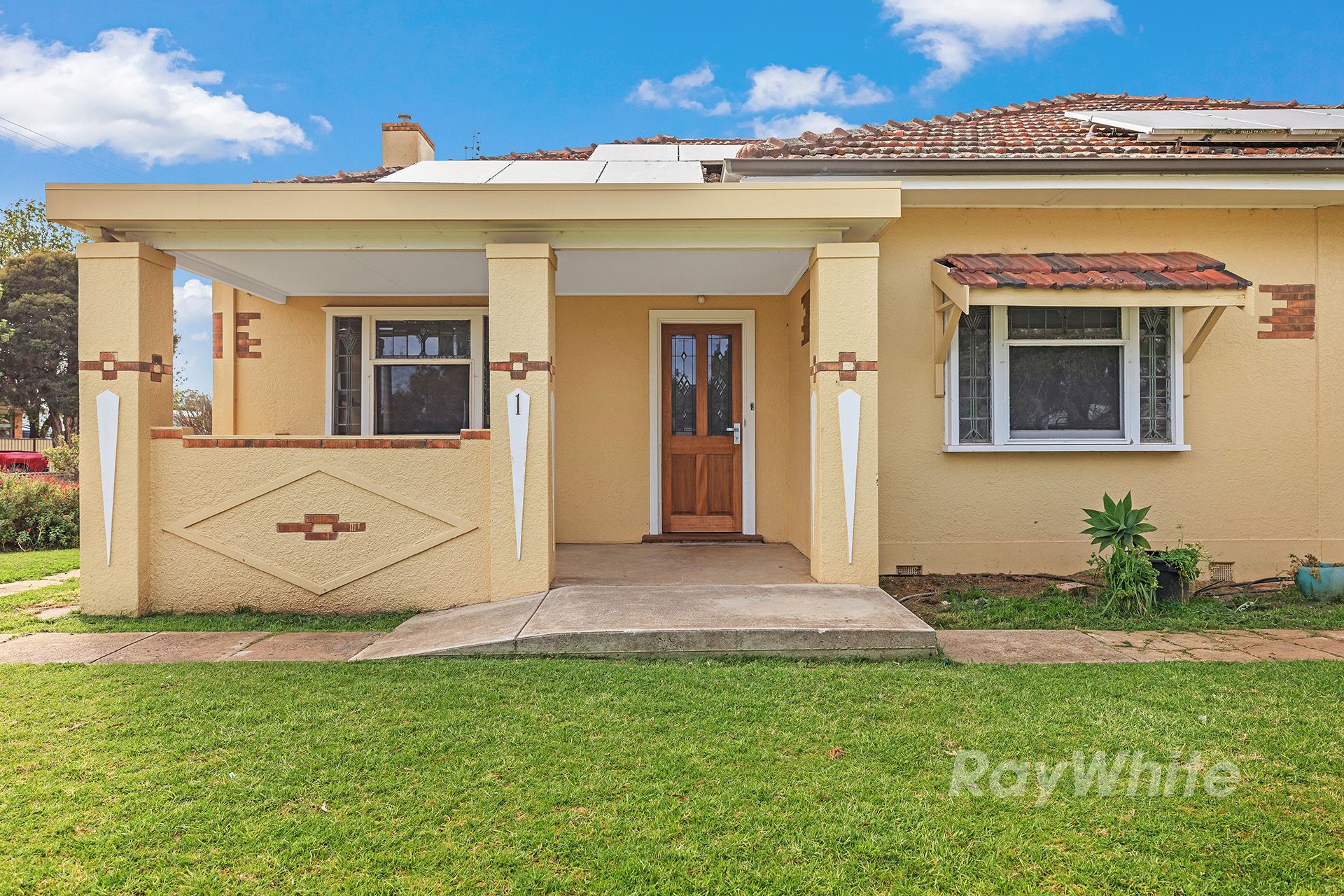 1 Morton Street, Rochester, VIC 3561