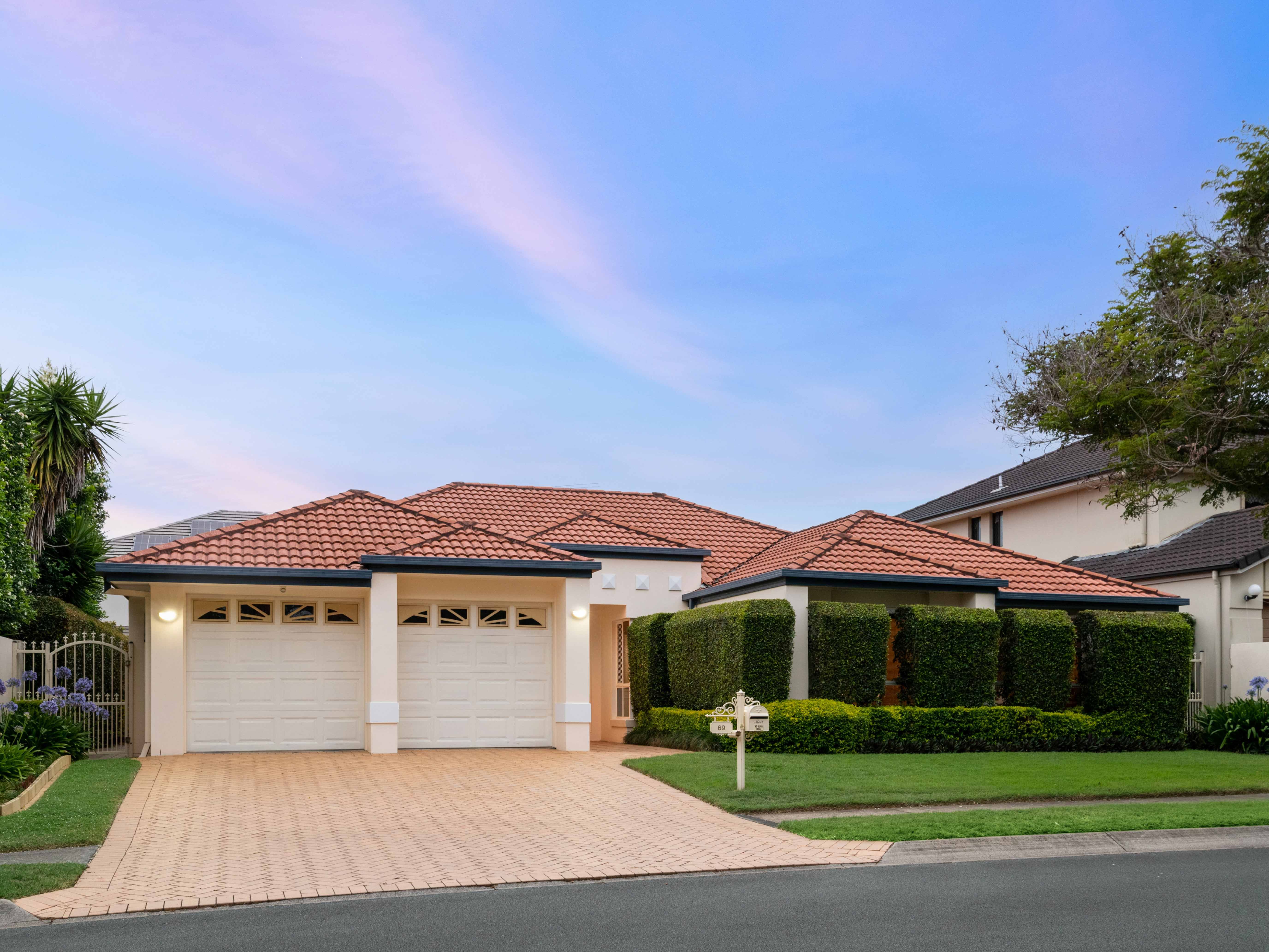 69 Dandelion Street, Eight Mile Plains, QLD 4113