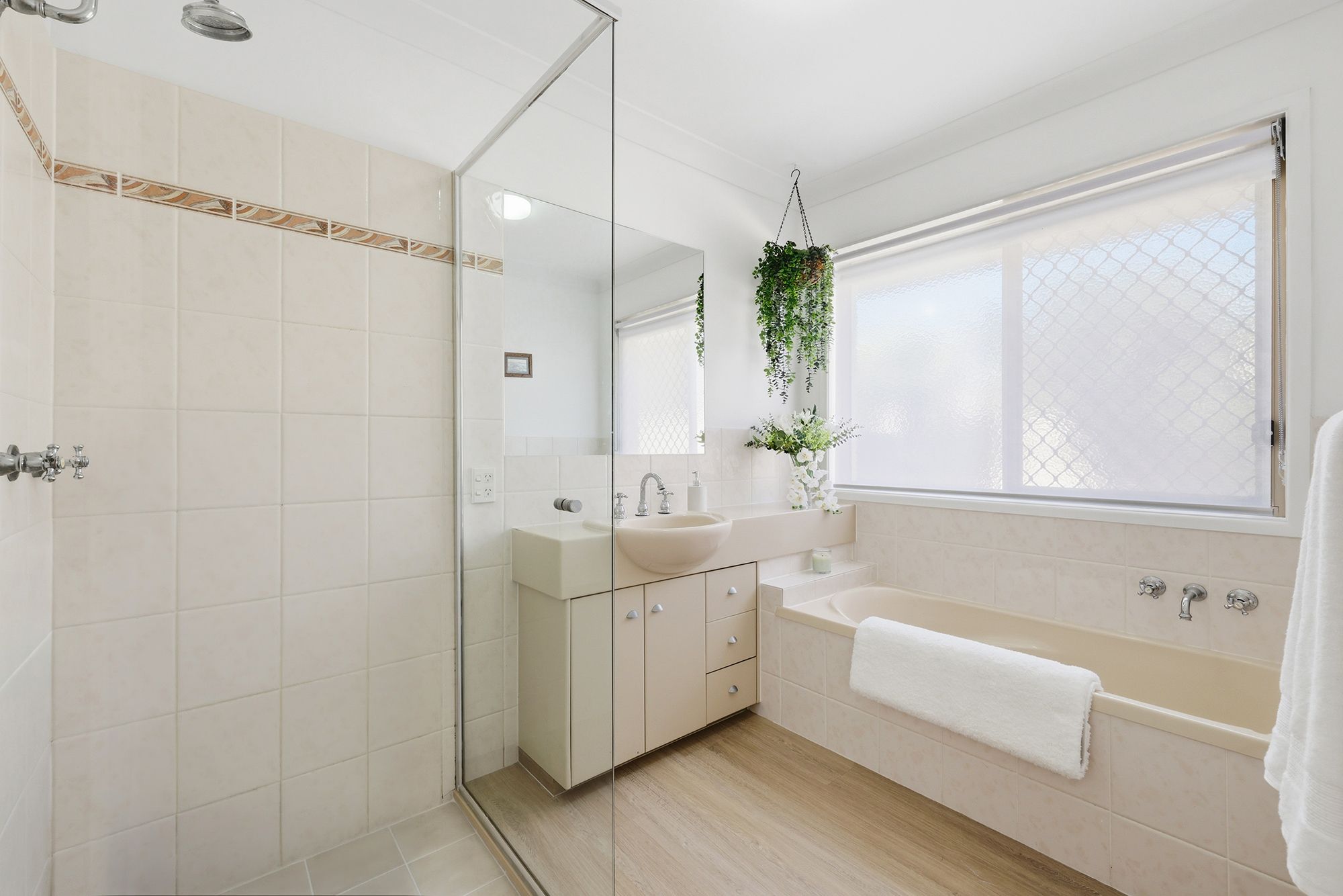 37 Springsure Drive — photo 13 of 24