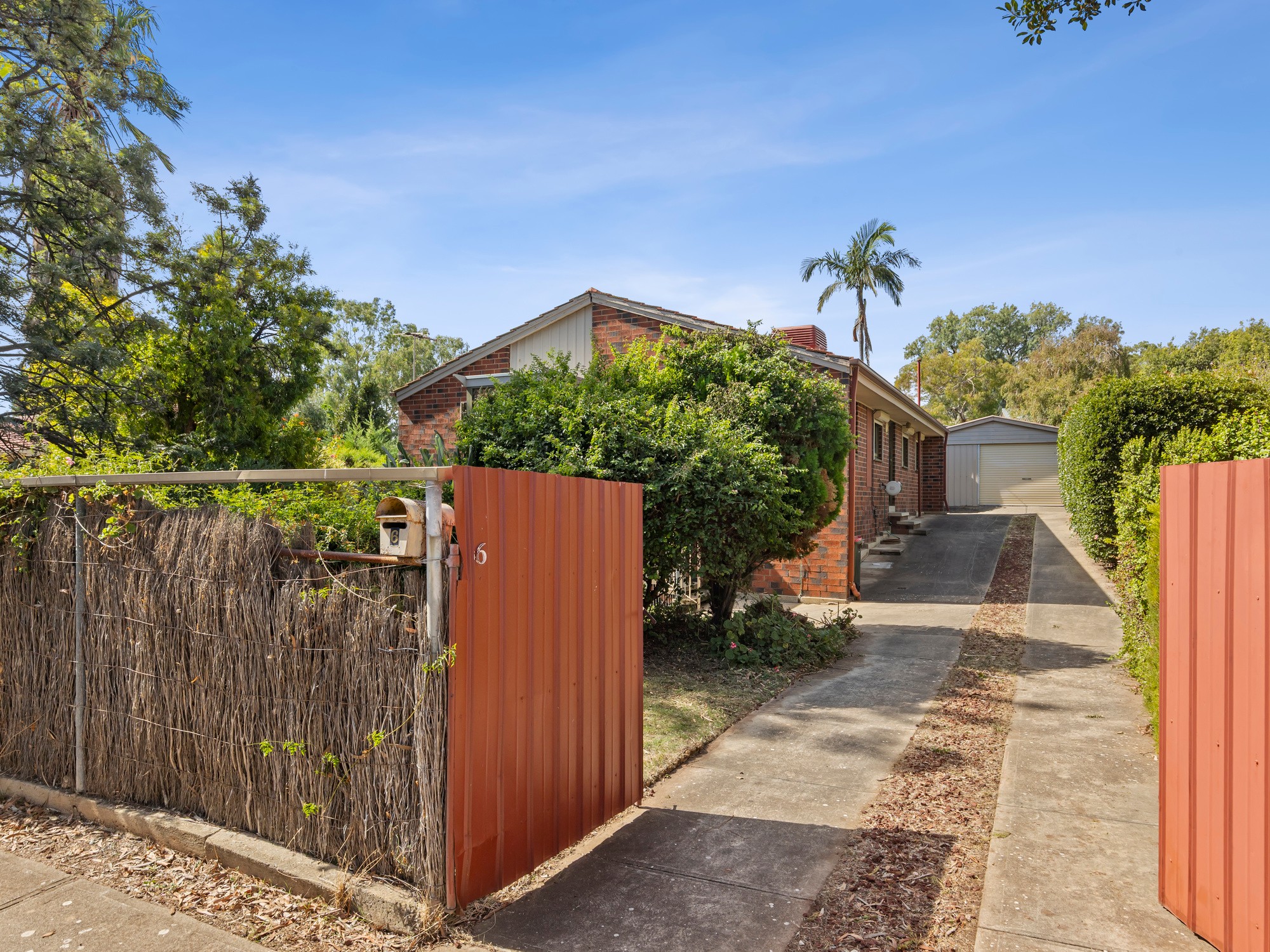 6 Paul Court, Christie Downs, SA 5164