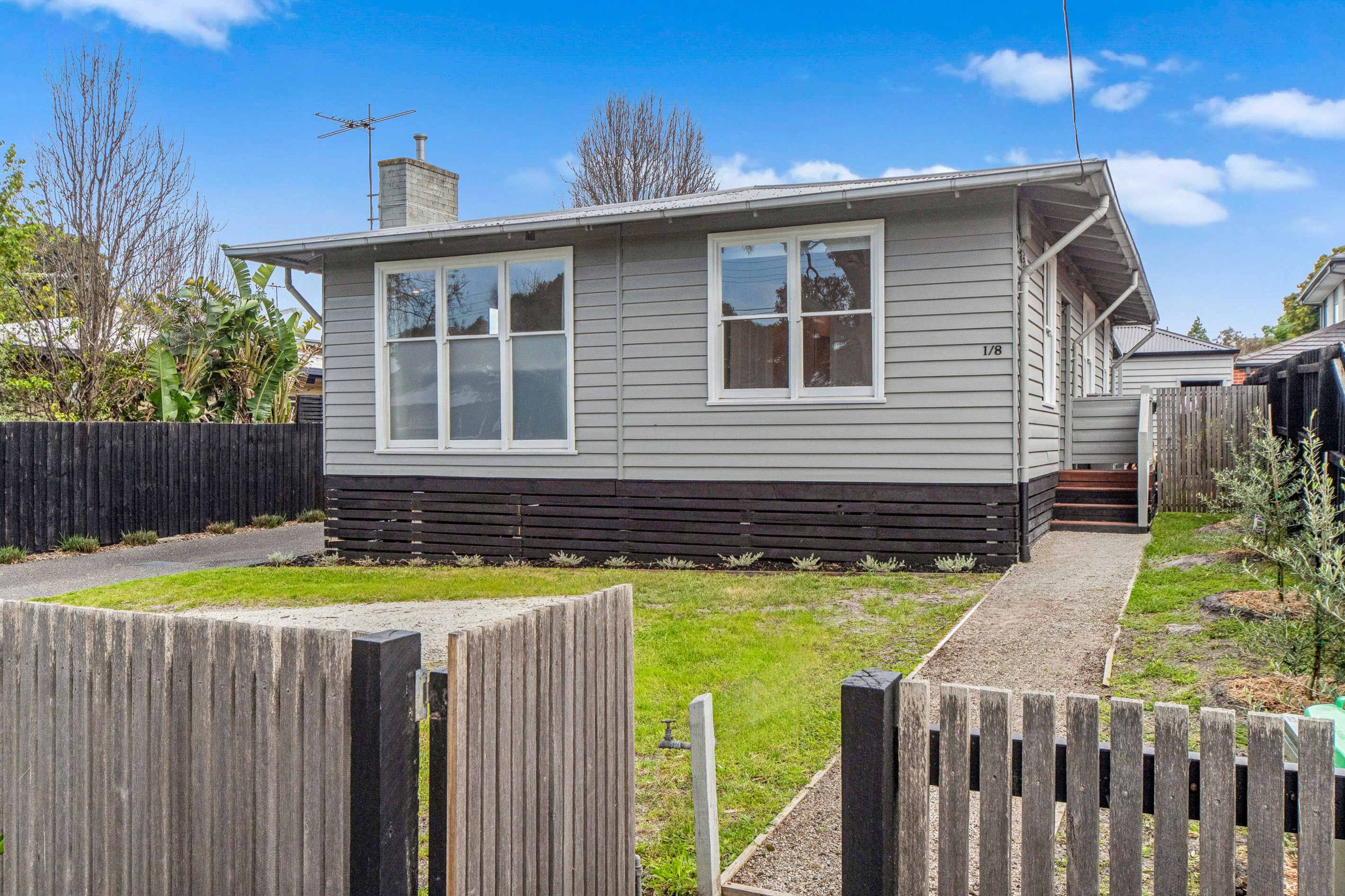 1/8 Cambridge Street, Frankston, VIC 3199